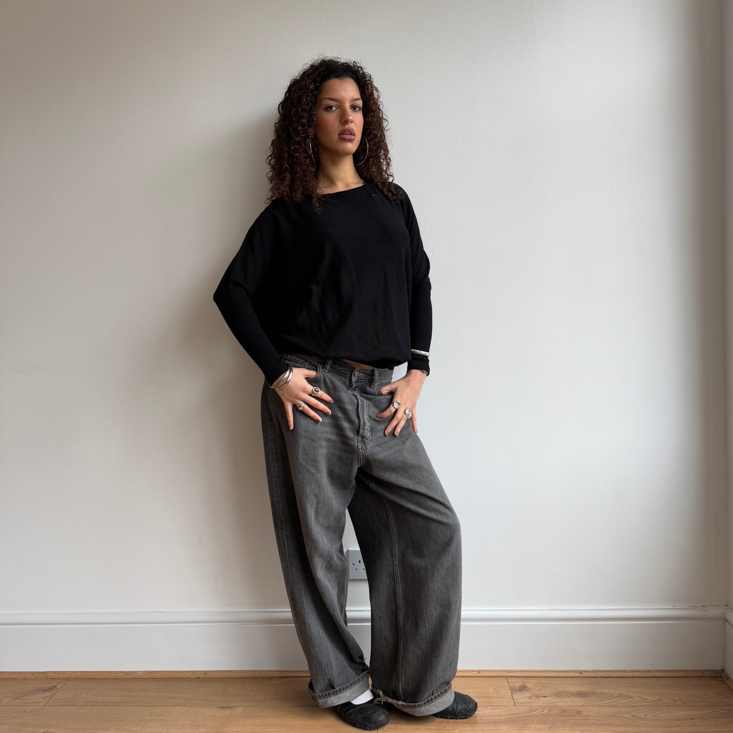 Black slouchy long knit - Size M