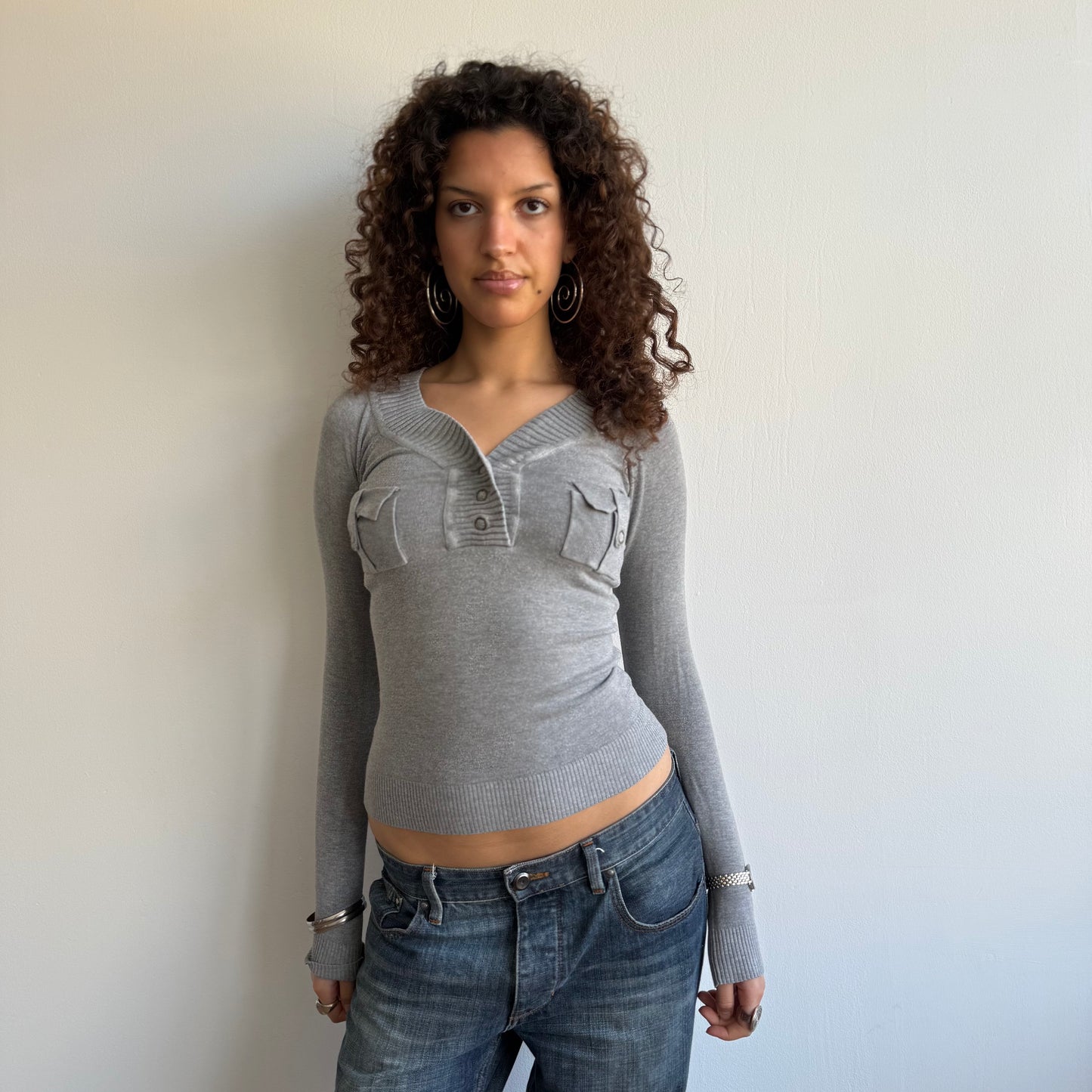 Grey v-neck knit - Size S