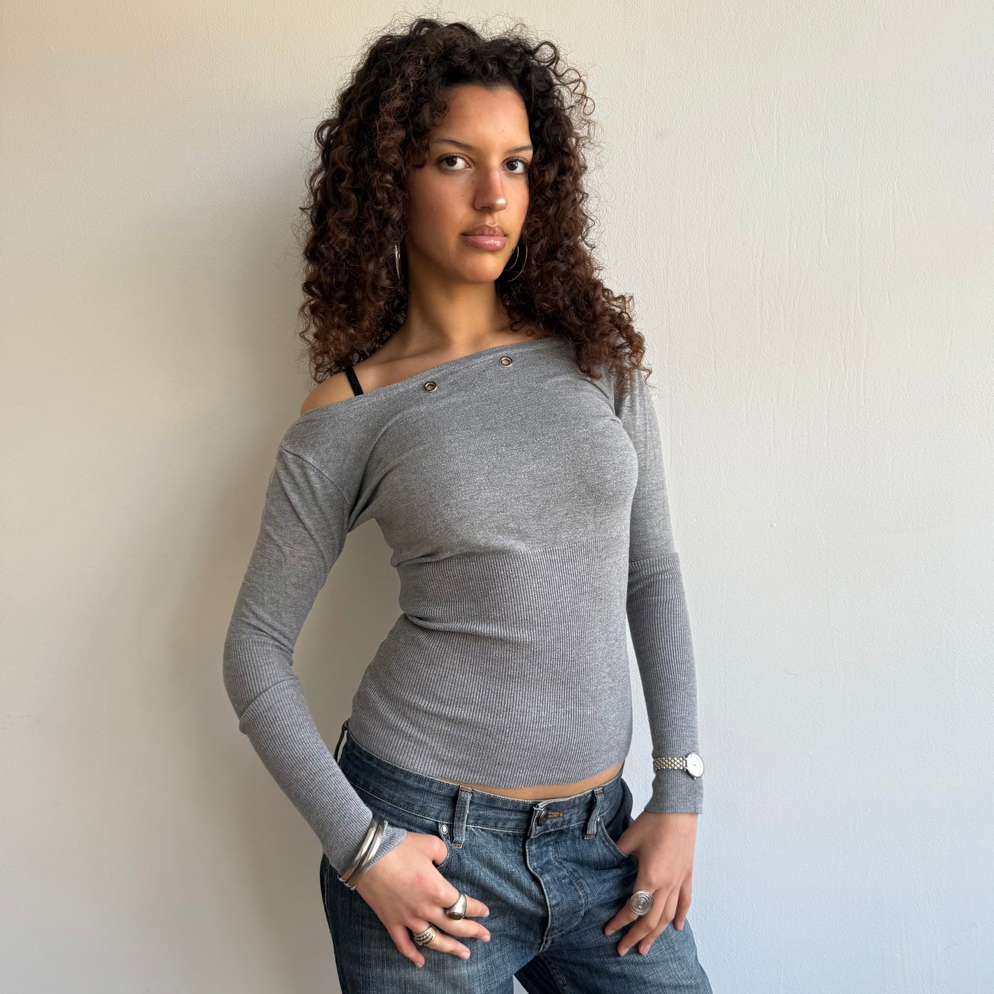 Grey grommet knit - Size S