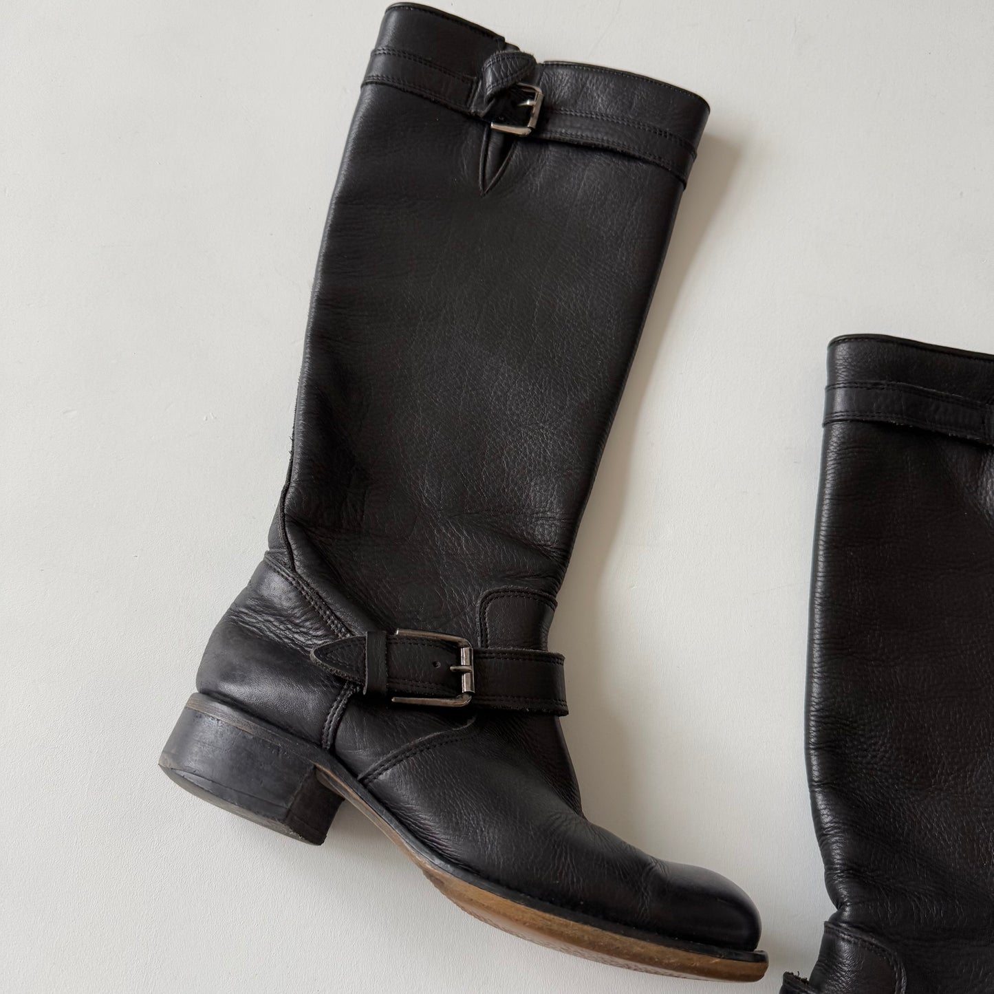 Black leather boots - Size UK4