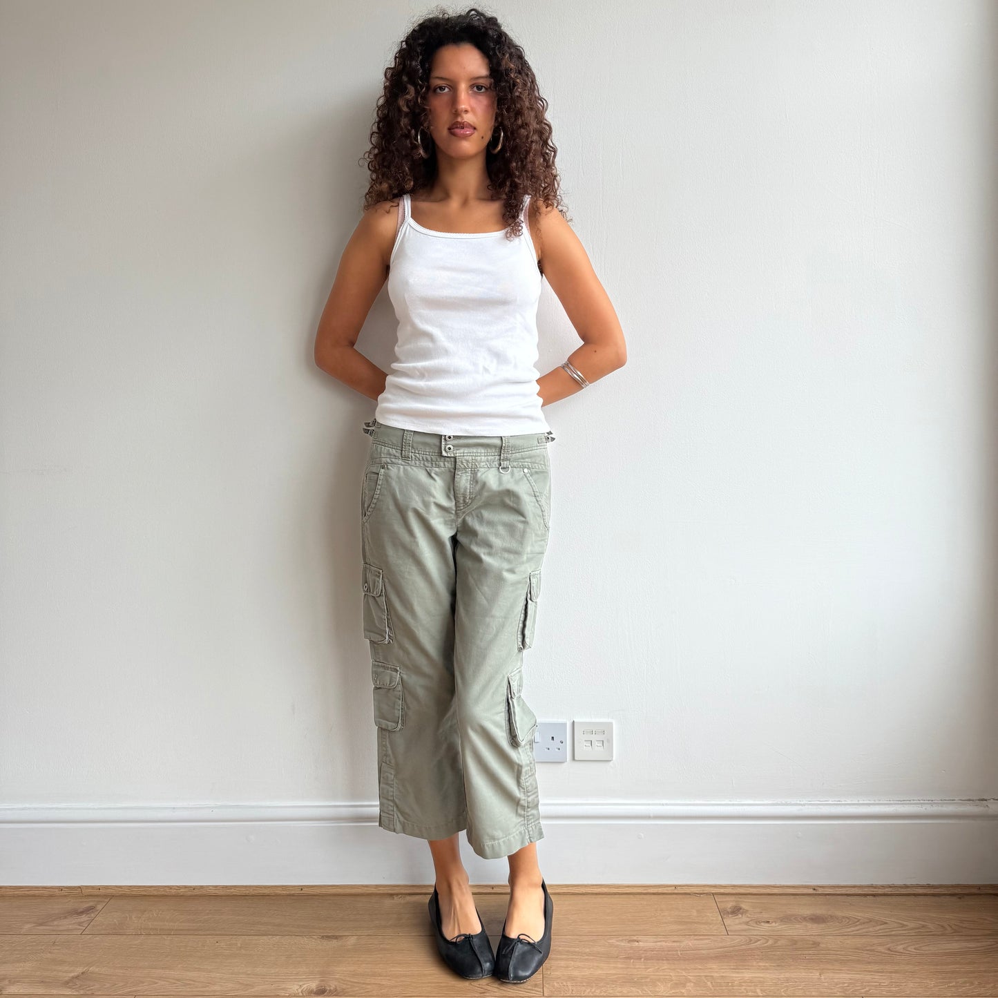 Khaki buckle capris - Size M