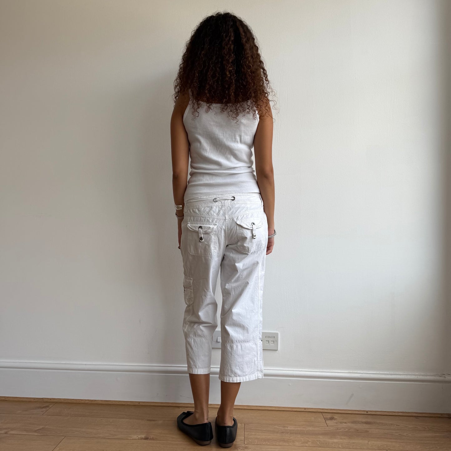 White cargo capris - Size M