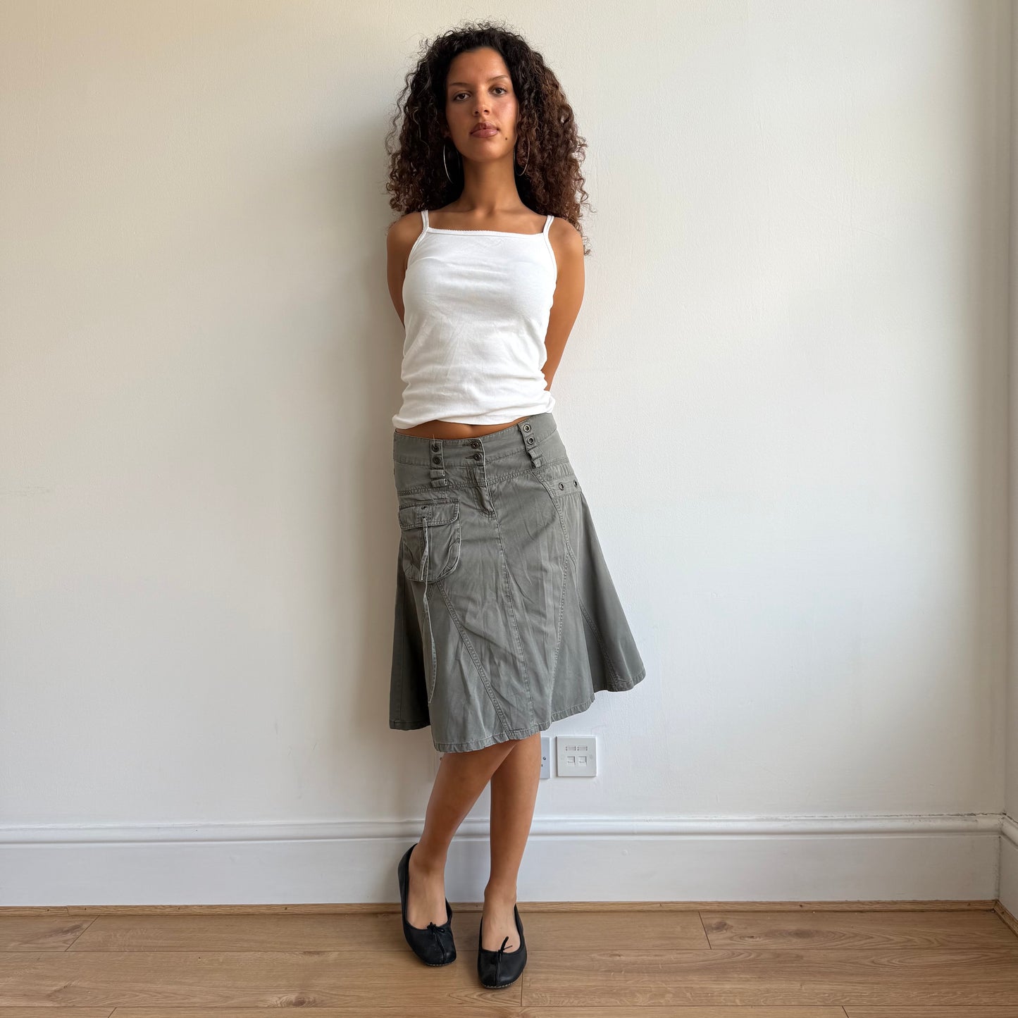 Khaki cargo midi skirt - Size S + M