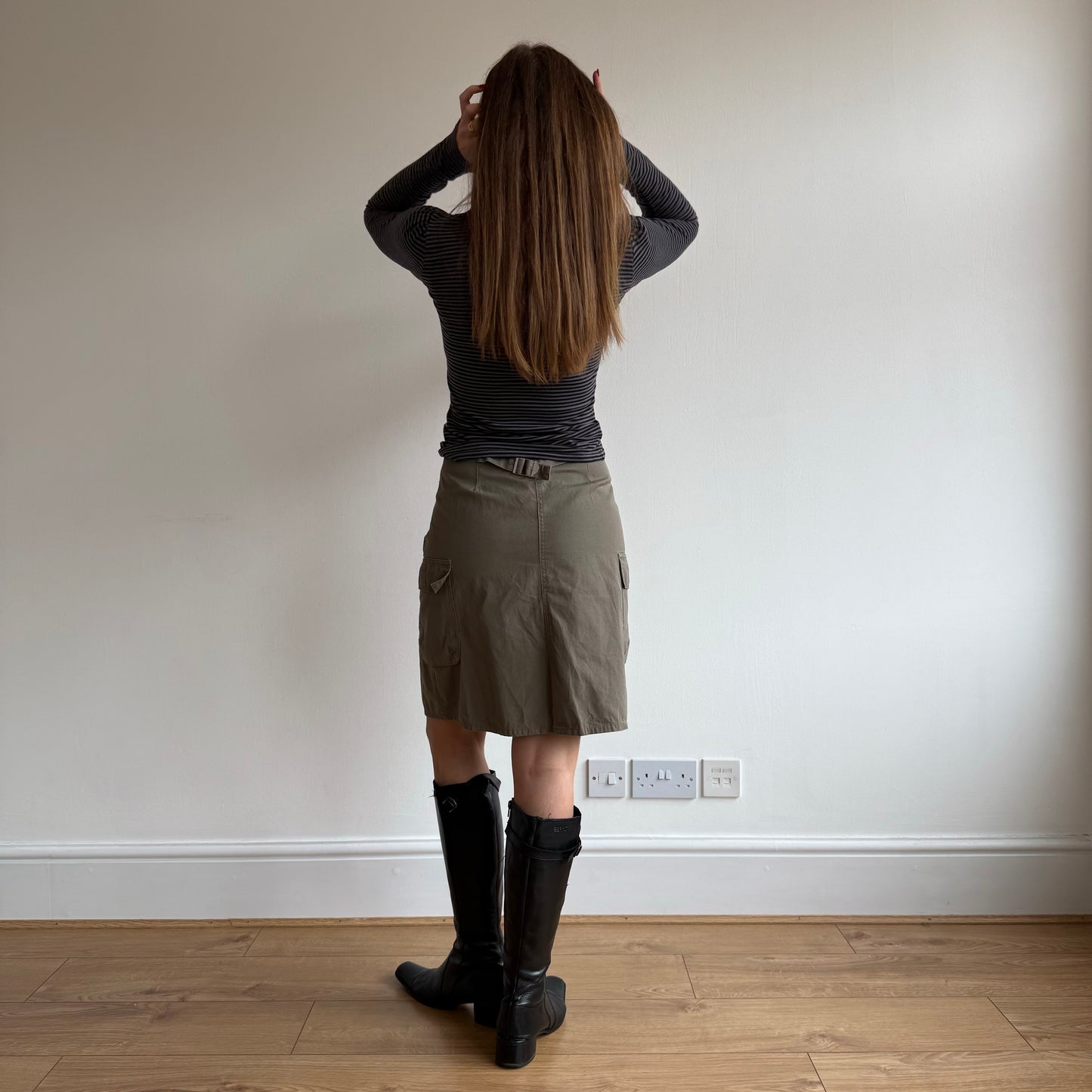 Khaki button front skirt - Size XS