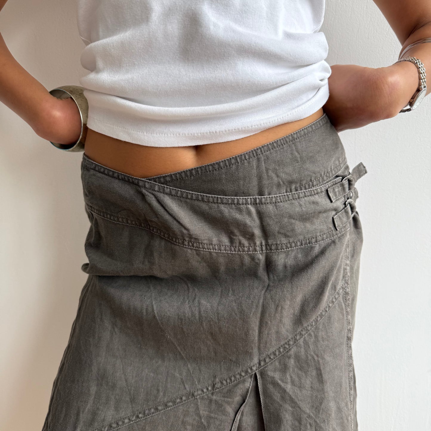 Khaki buckle midi skirt - Size M