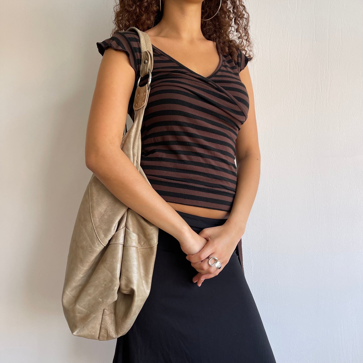 Beige slouchy leather bag