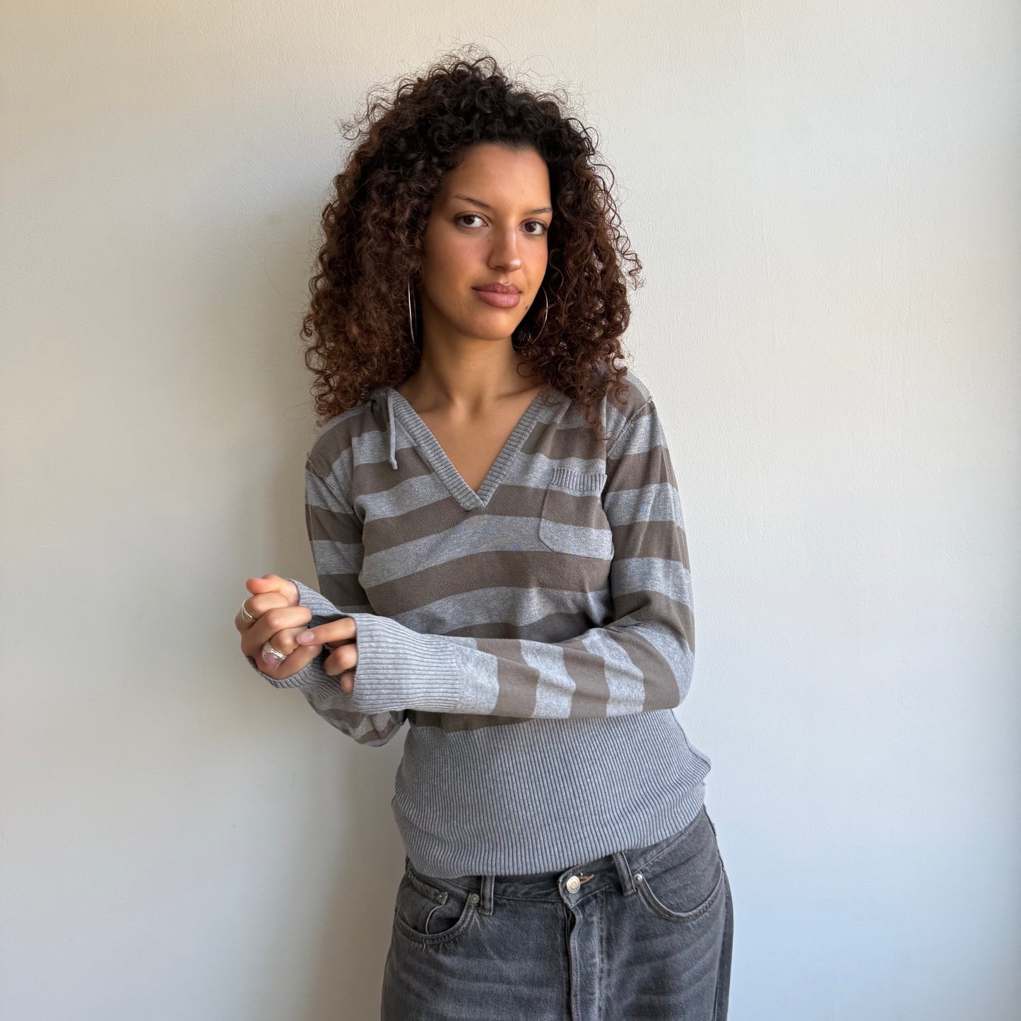 Grey striped knit hoodie - Size M