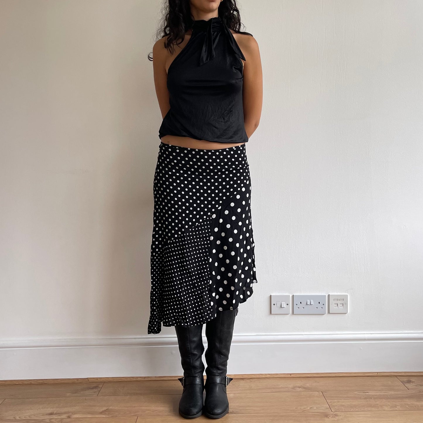Polka dot asymmetric midi skirt - Size M/L