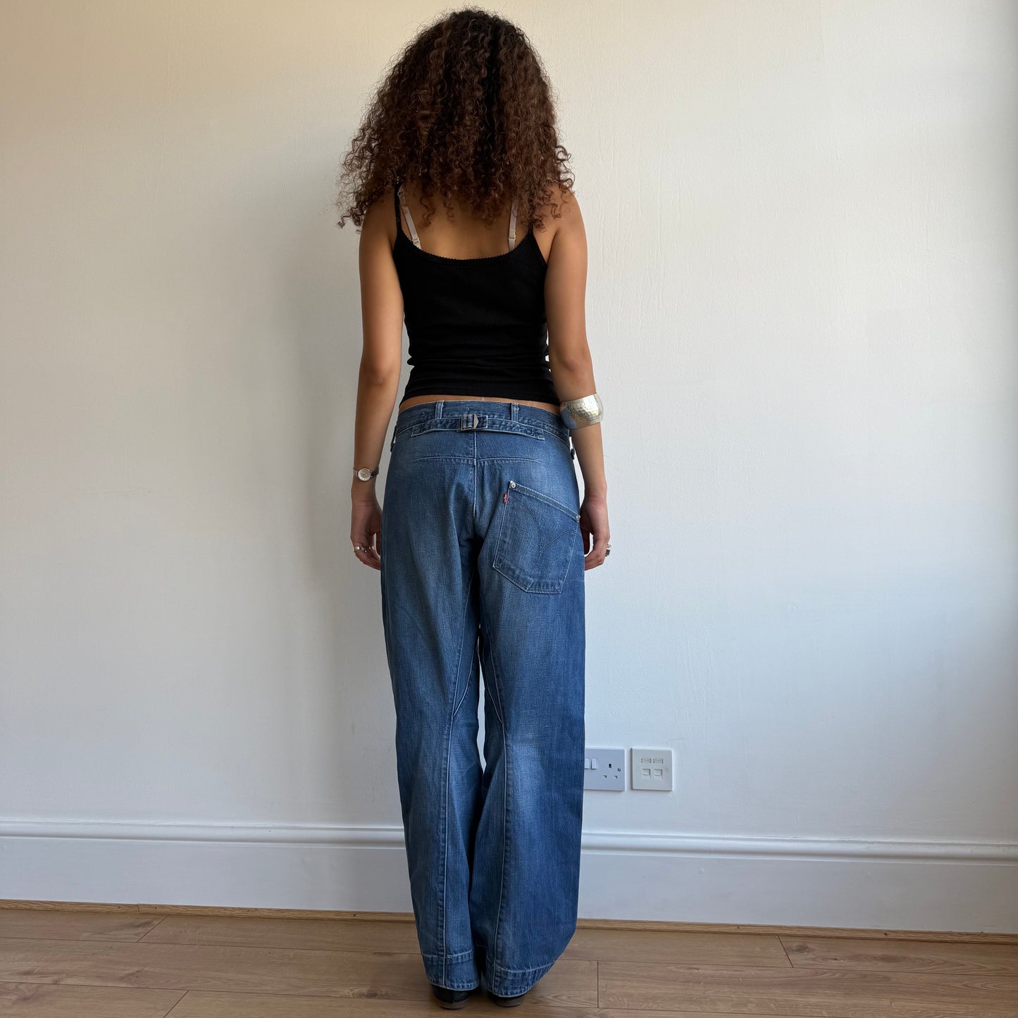 Levi’s Engineered cinch jeans - Size M