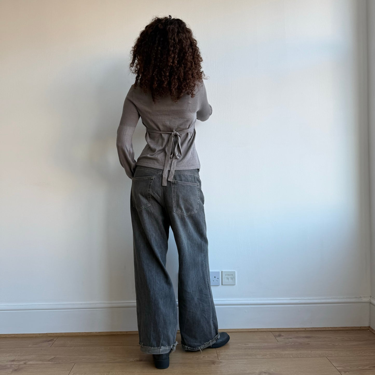 Taupe tie back knit - Size S