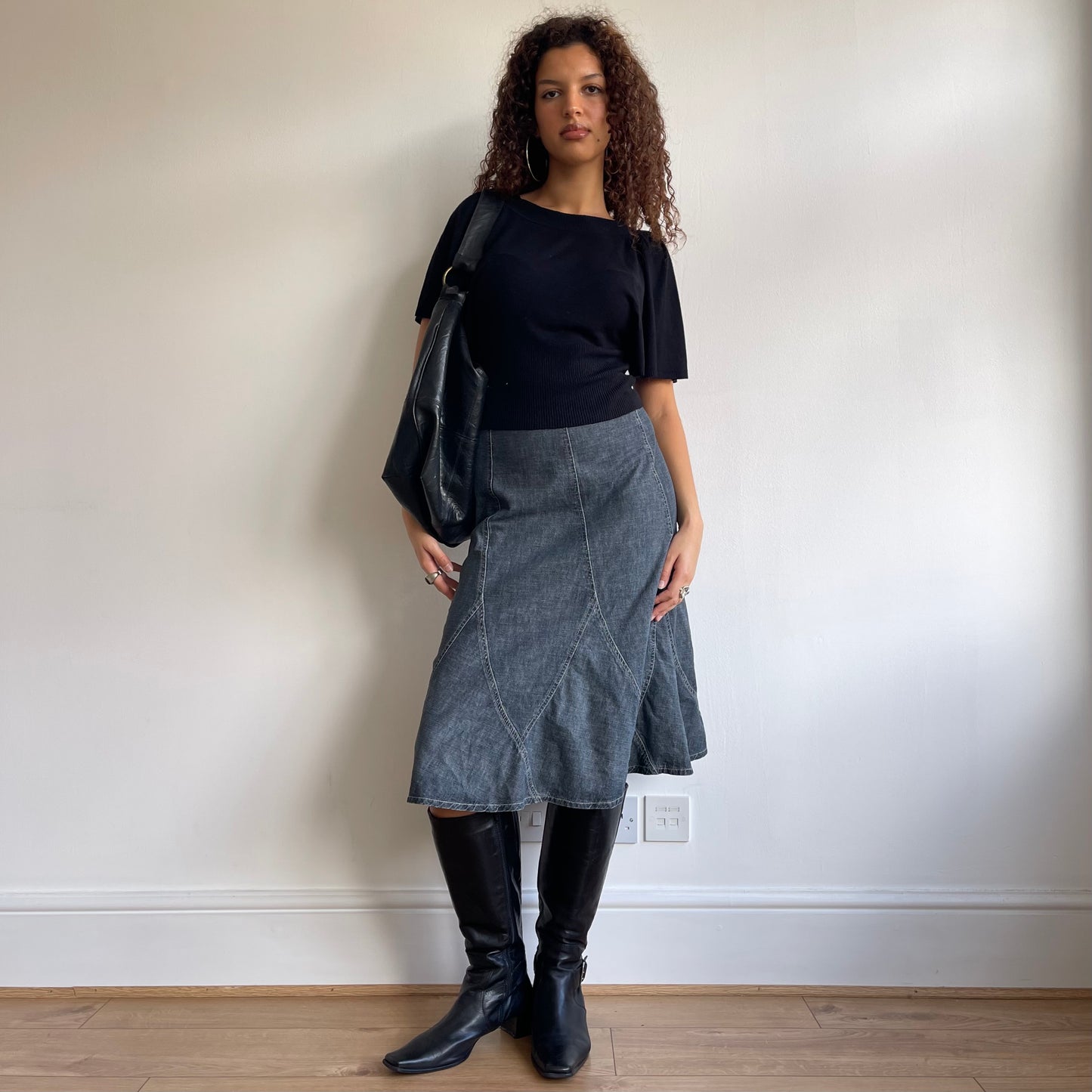Black wide sleeve jumper - Size S