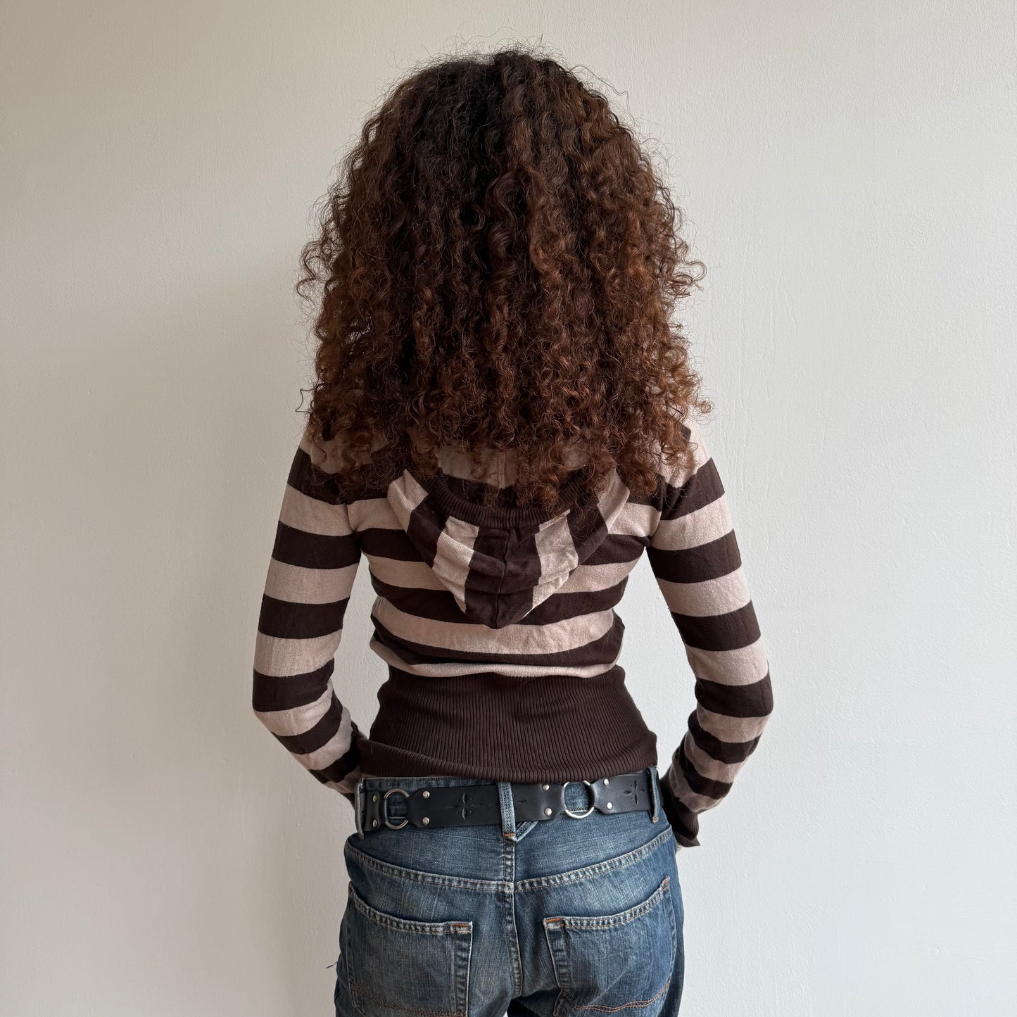 Brown striped hoodie - Size M