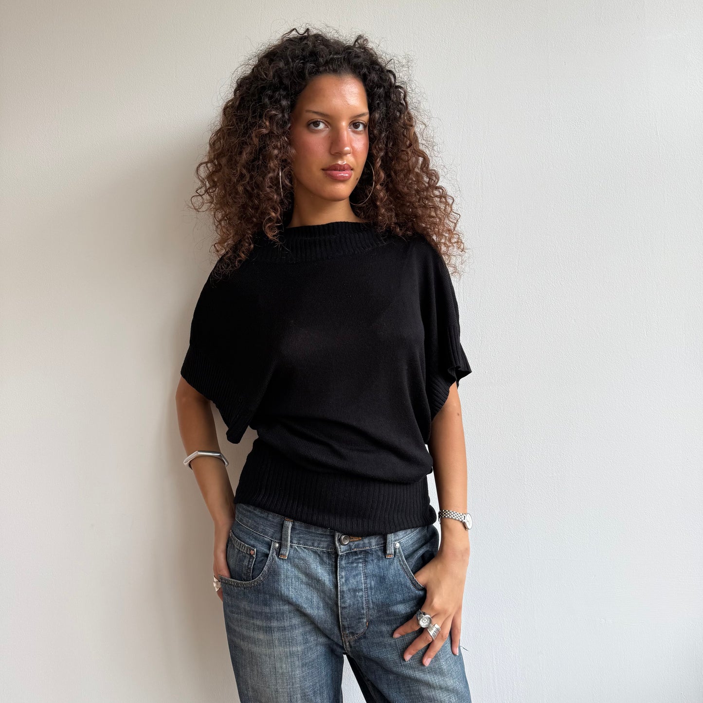 Black short sleeve slouchy knit - Size S-M