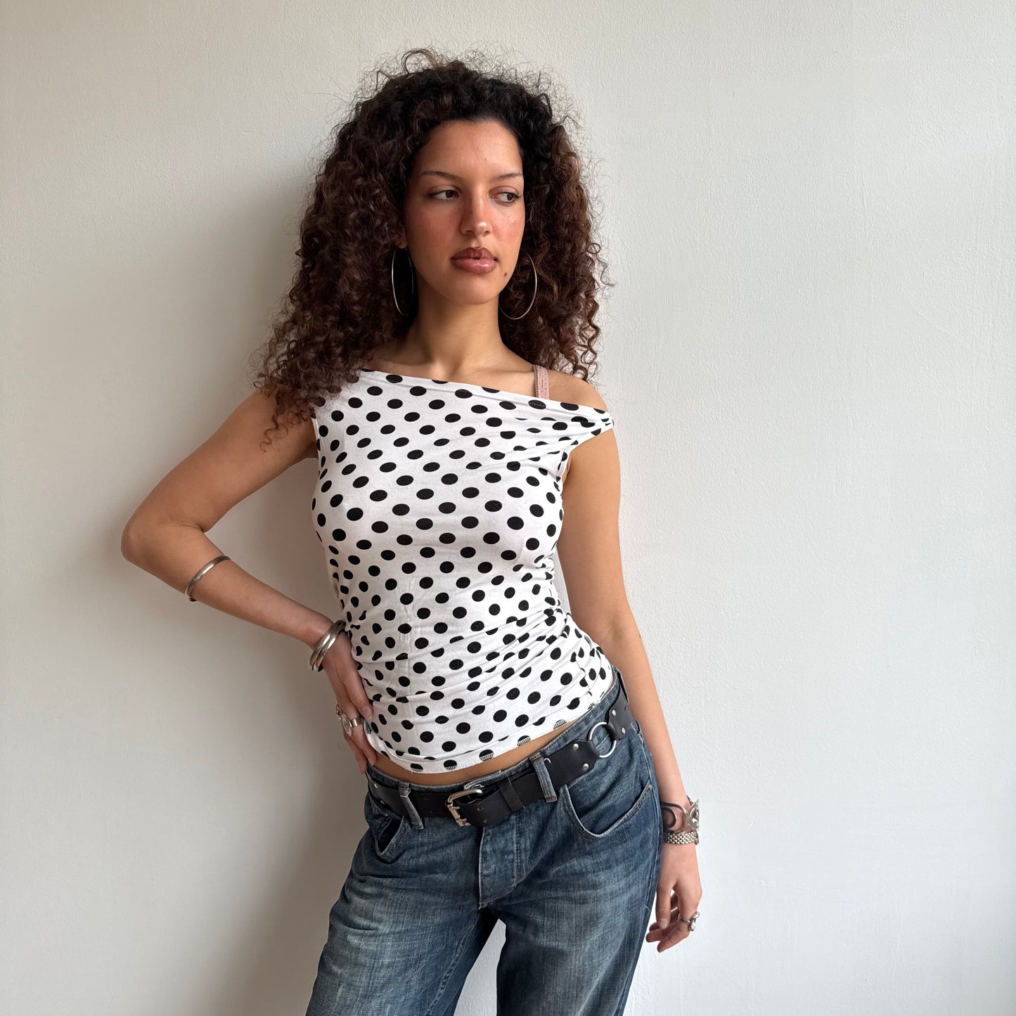 White polka dot top - Size S + L
