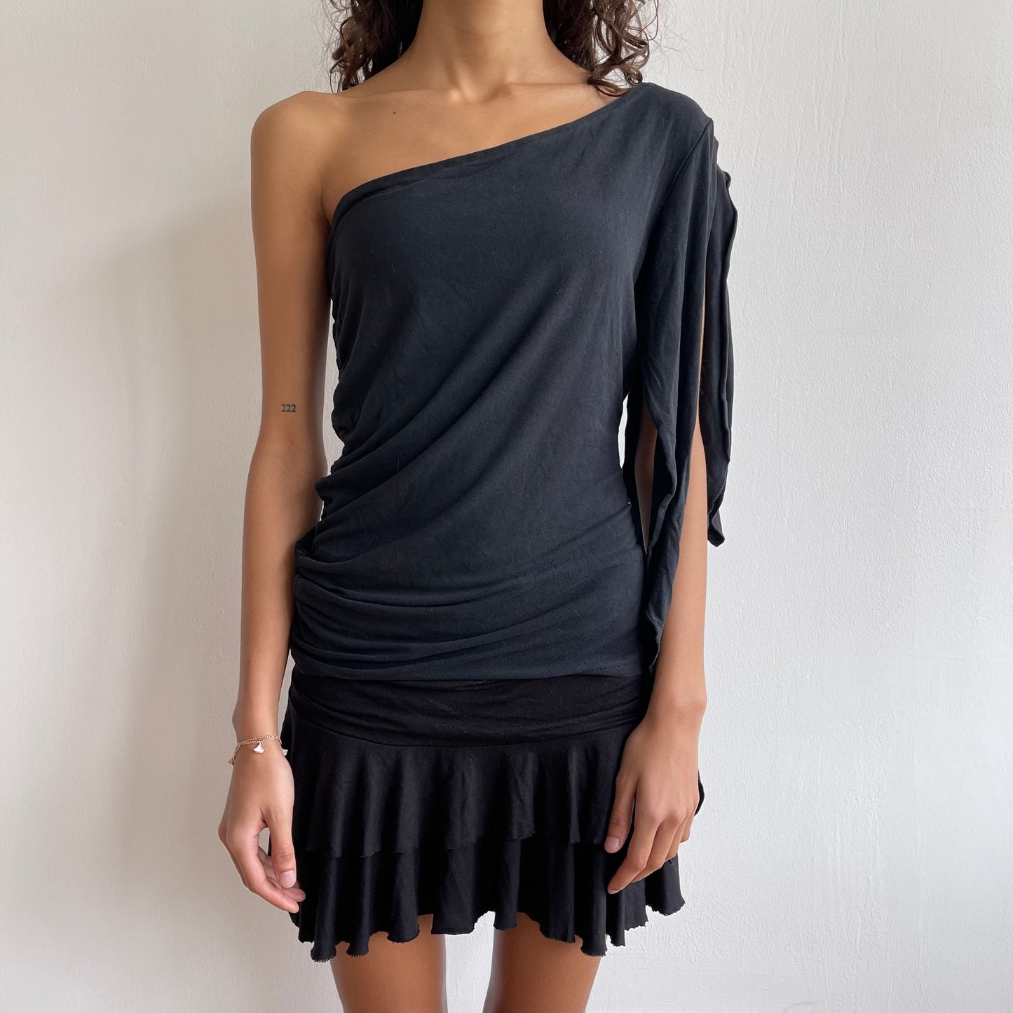 One shoulder morgan top - Size M