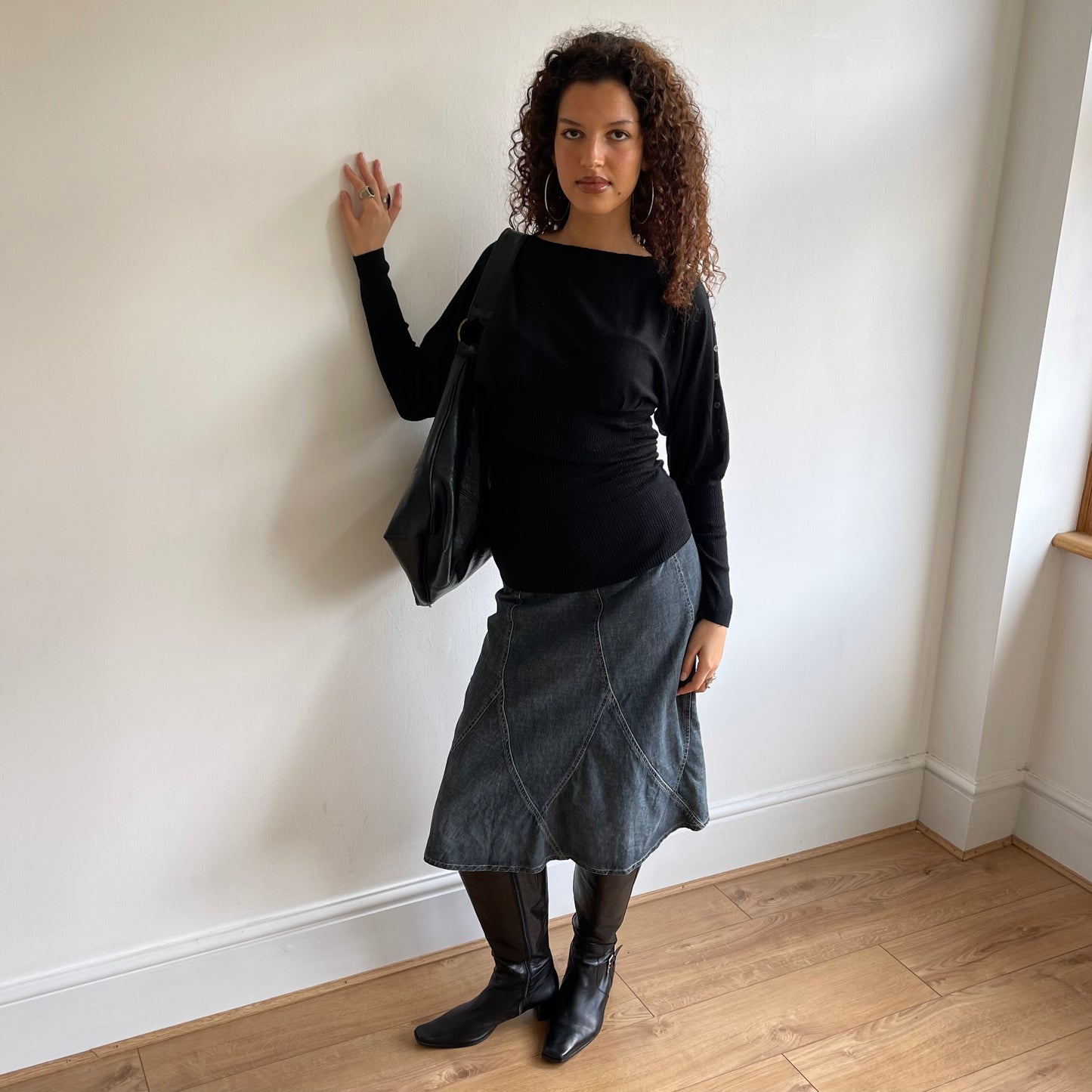 Black slouchy button jumper - Size S
