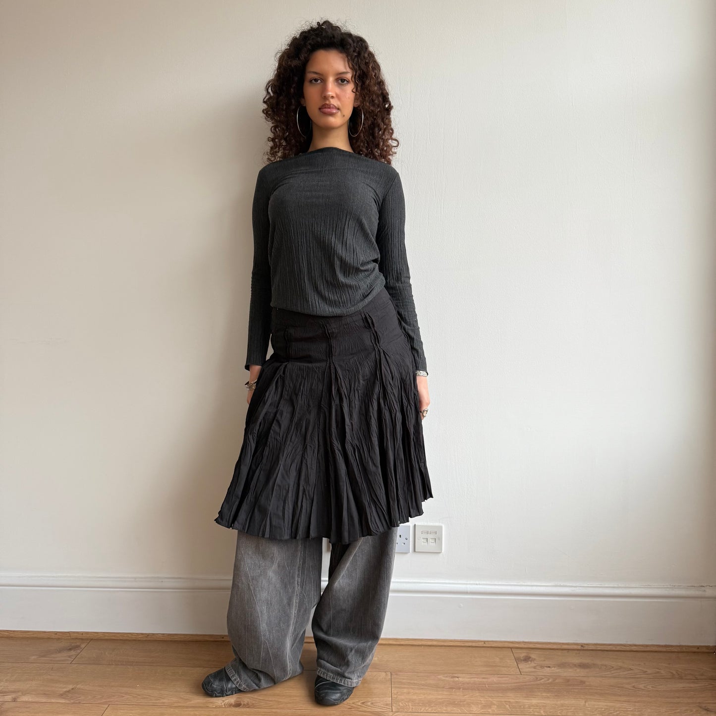 Black pleat midi skirt - Size S
