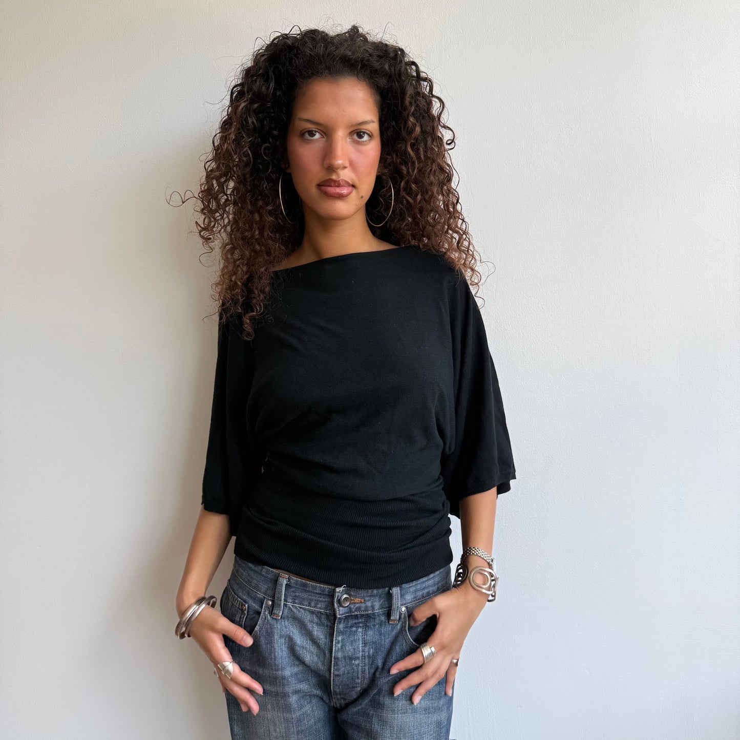 Black short sleeve slouchy knit - Size S-M