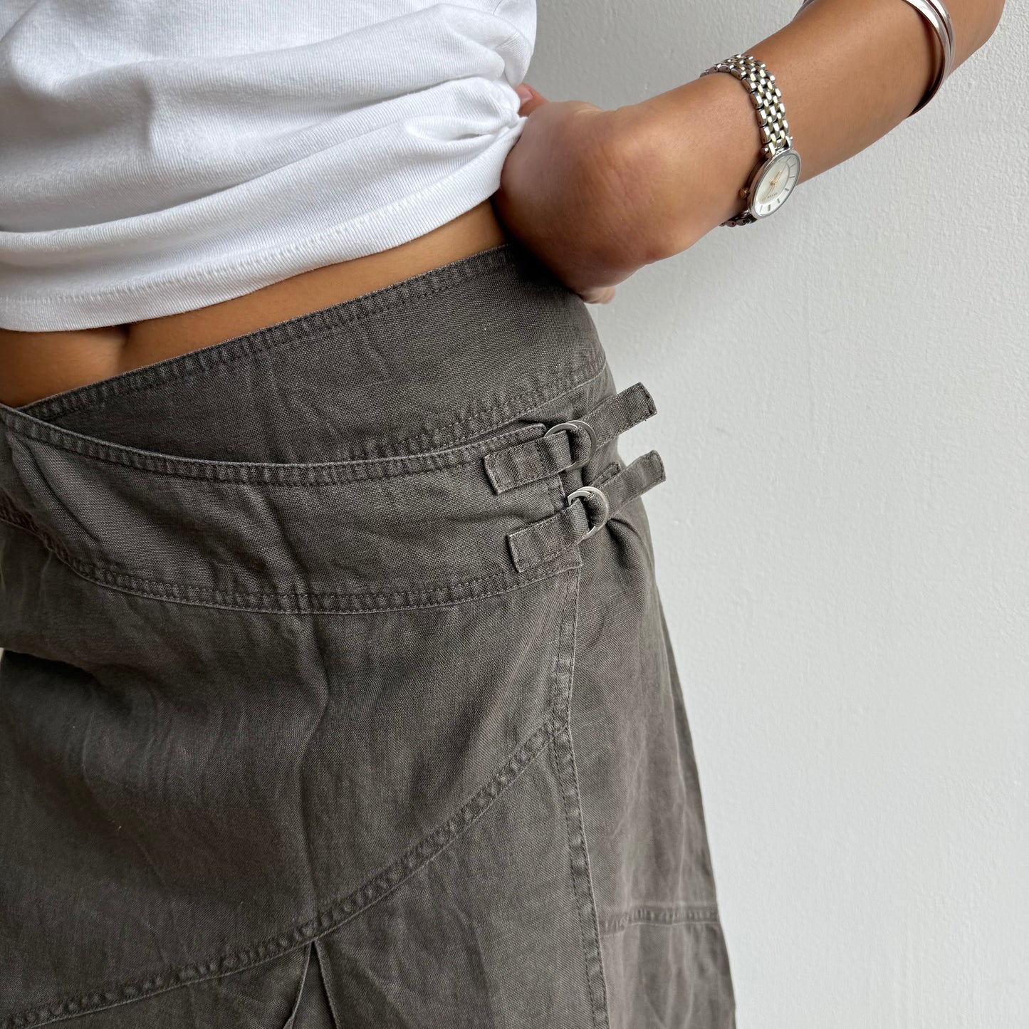 Khaki buckle midi skirt - Size M