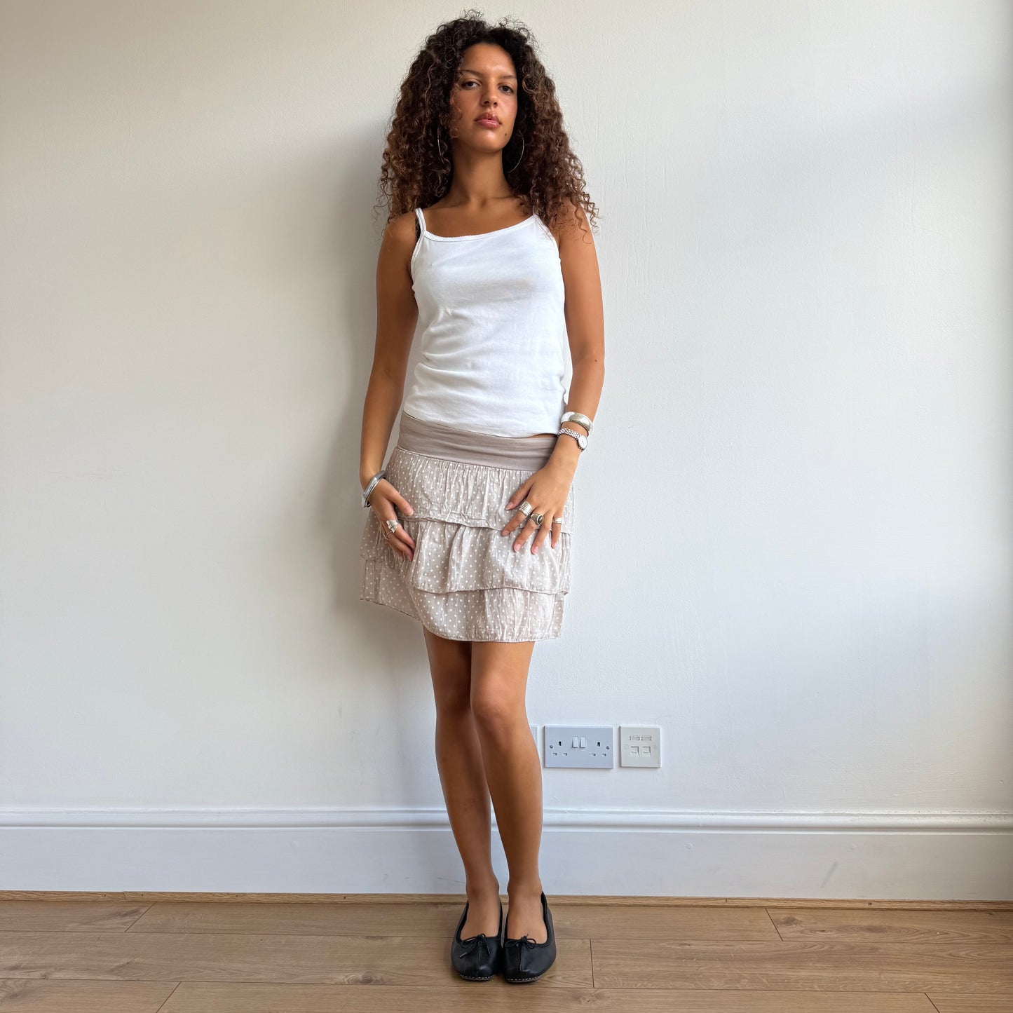 Taupe polka dot ruffle mini skirt - Size XS