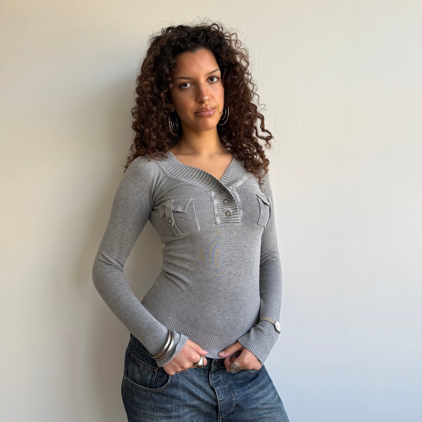 Grey v-neck knit - Size S