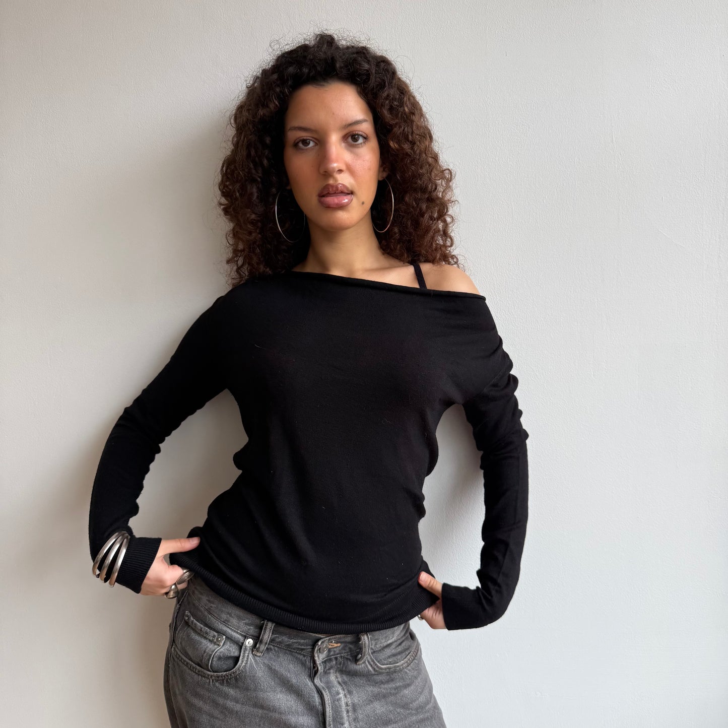 Black bardot jumper - Size S