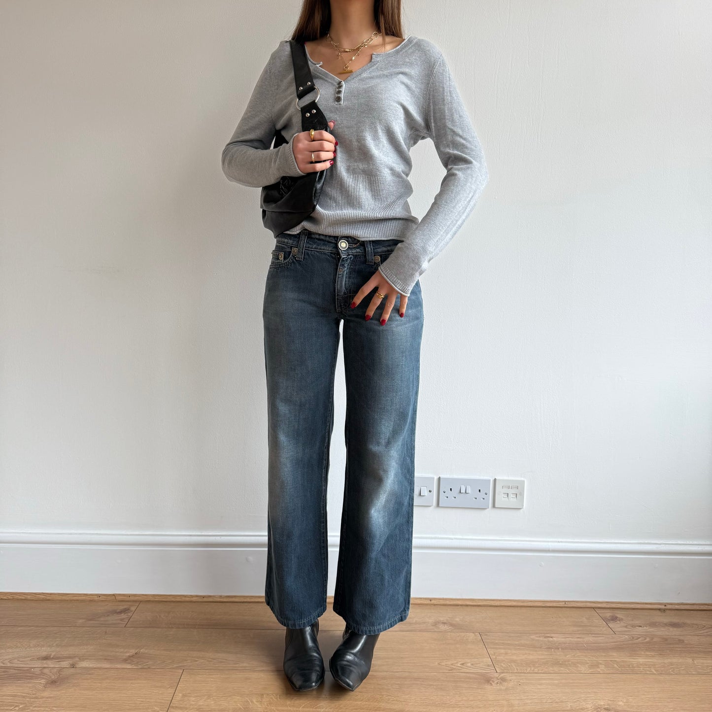 Grey skull jumper - Size M