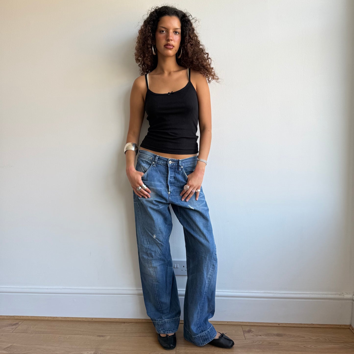 Levi’s Engineered cinch jeans - Size M