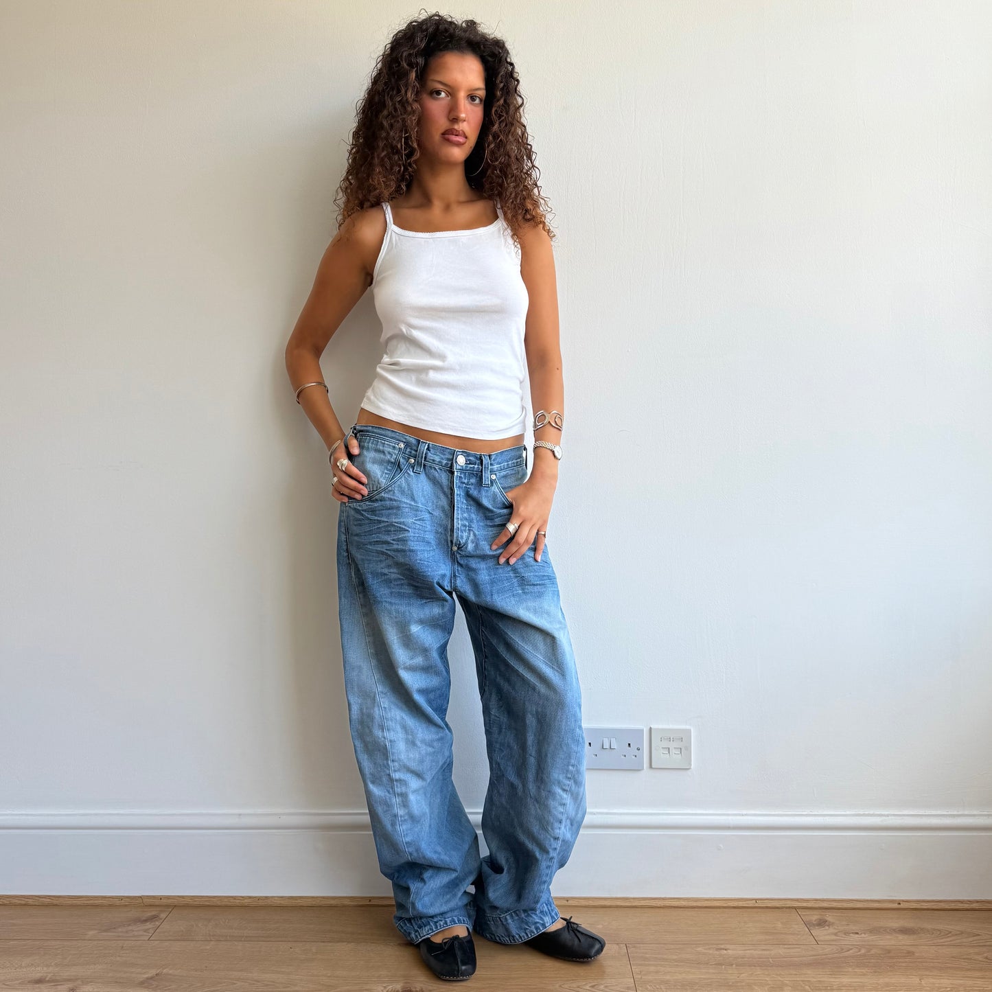 Levi’s Engineered cinch jeans - Size M/L