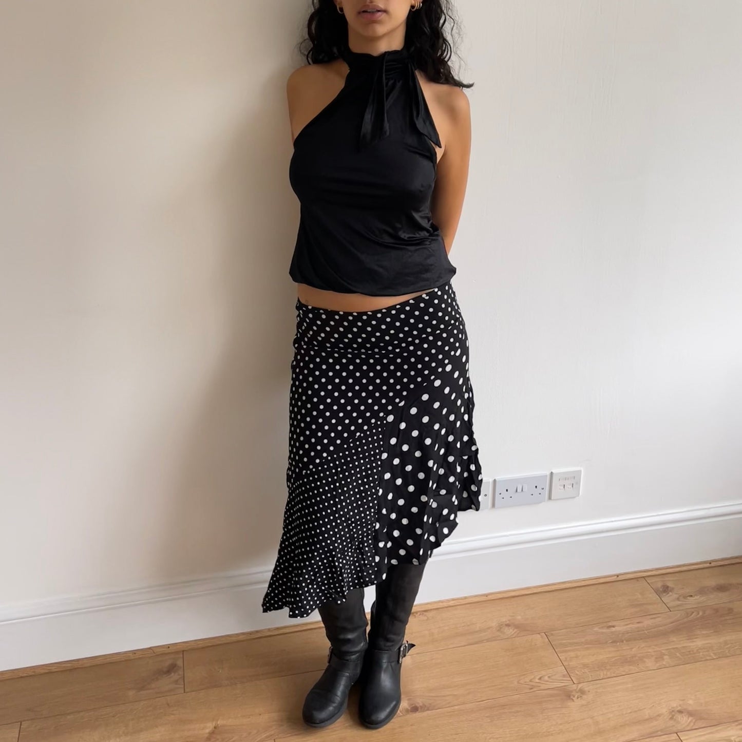 Polka dot asymmetric midi skirt - Size M/L
