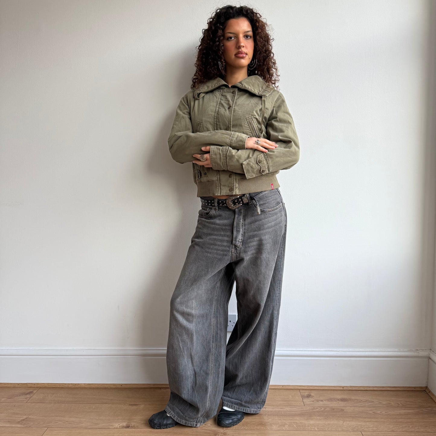 Khaki Levi’s bomber - Size M