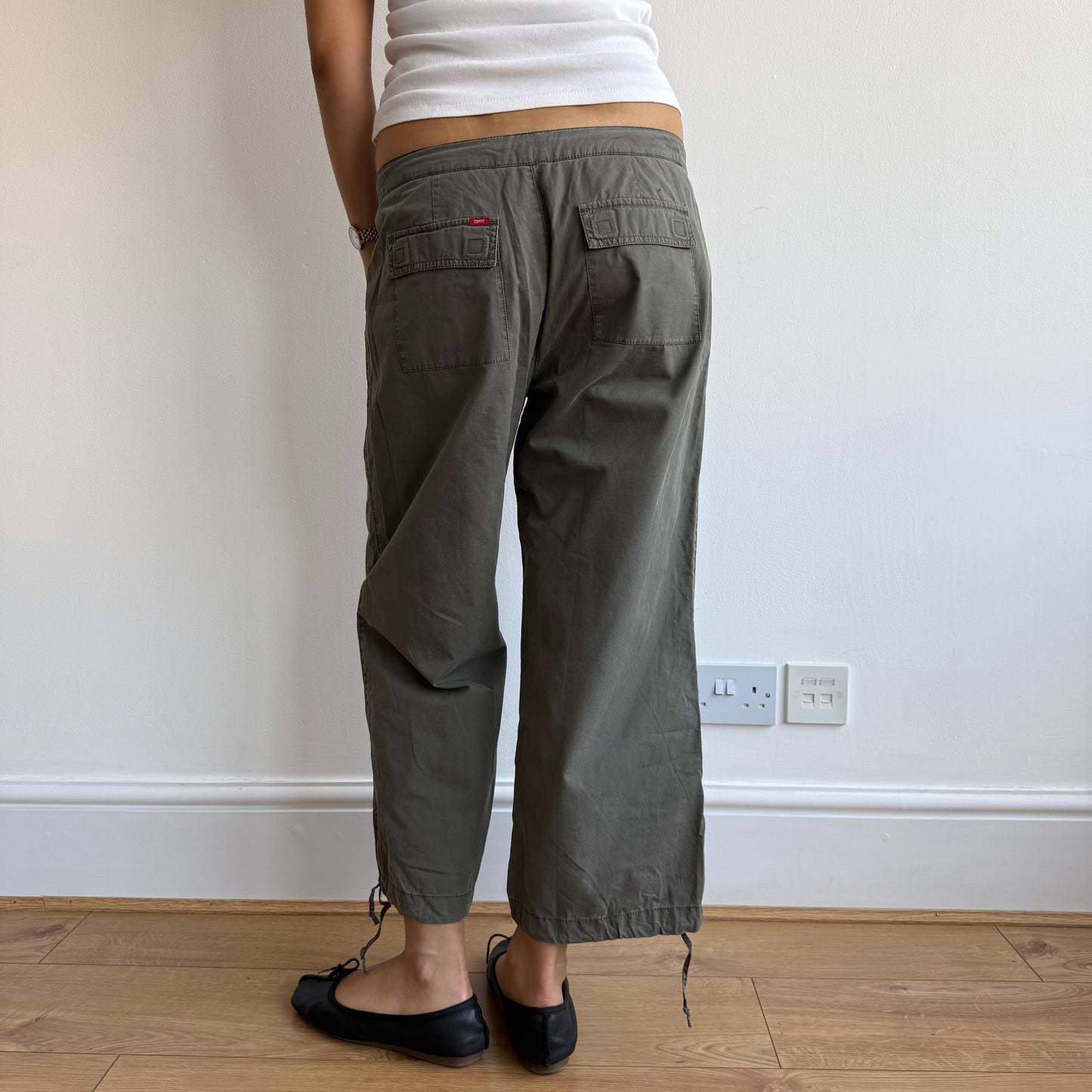 Khaki toggle capris - Size M