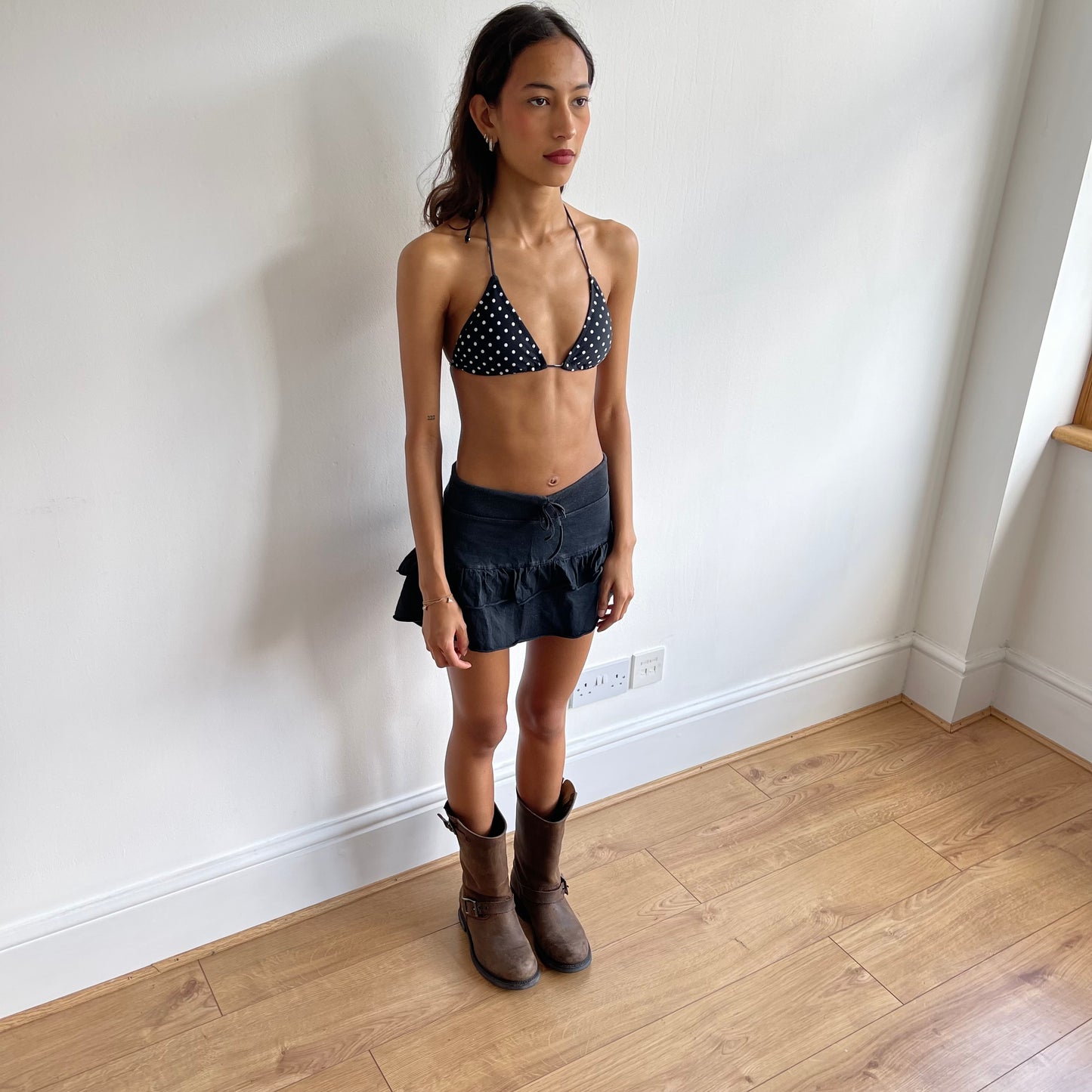 Black ruffle mini skirt - Size XS