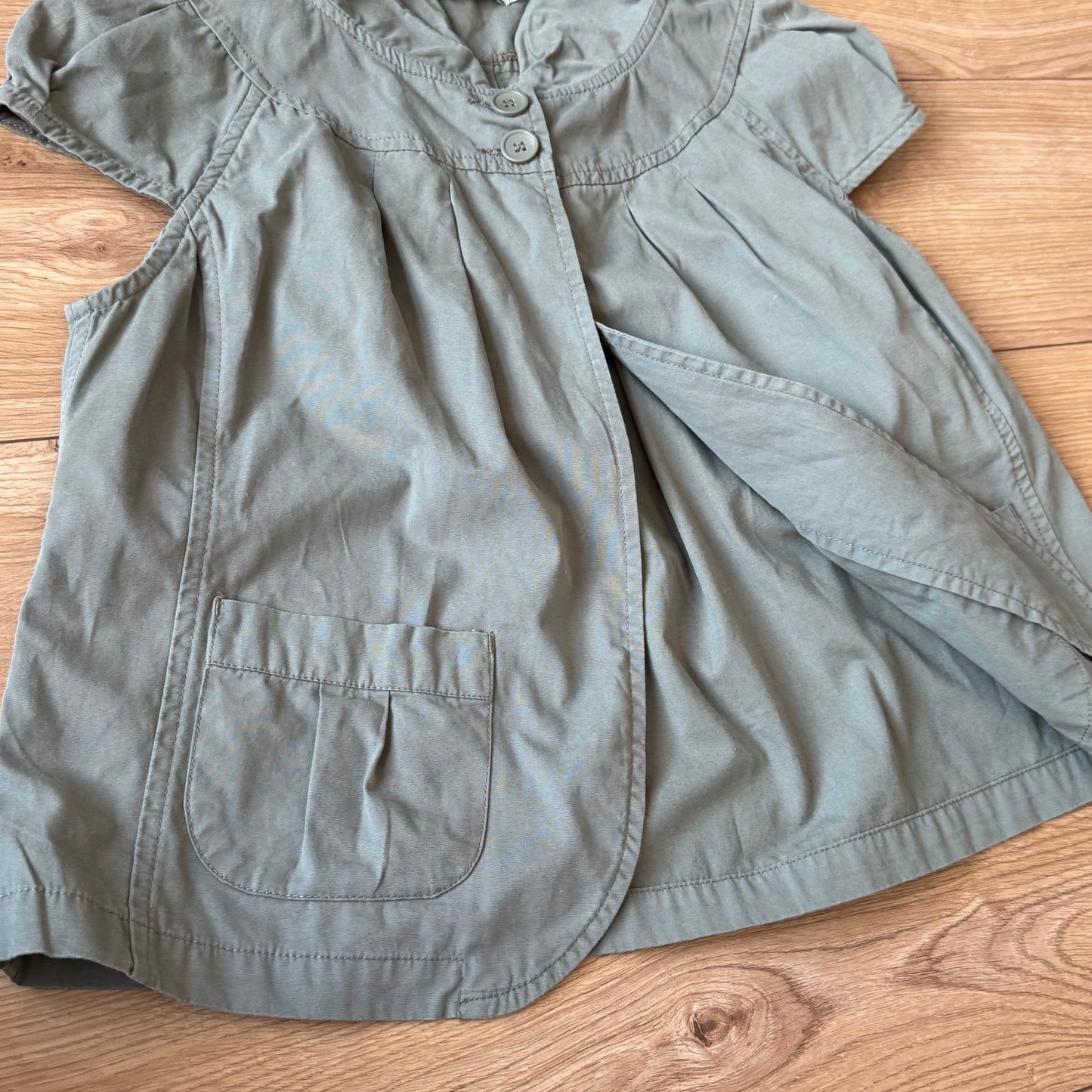 Khaki short sleeve peacoat - Size M/L