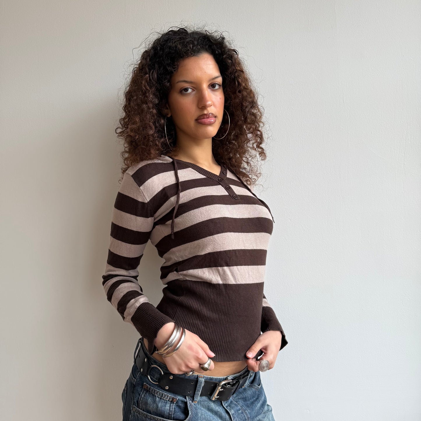 Brown striped hoodie - Size M