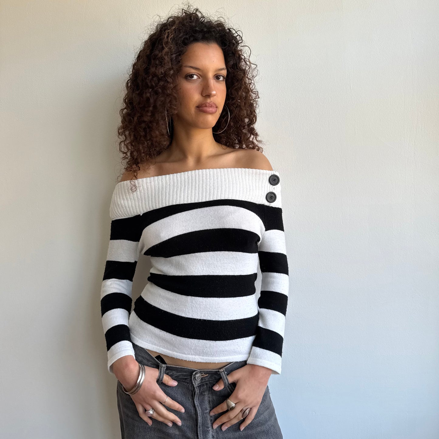 Black + white striped baddot knit - Size S