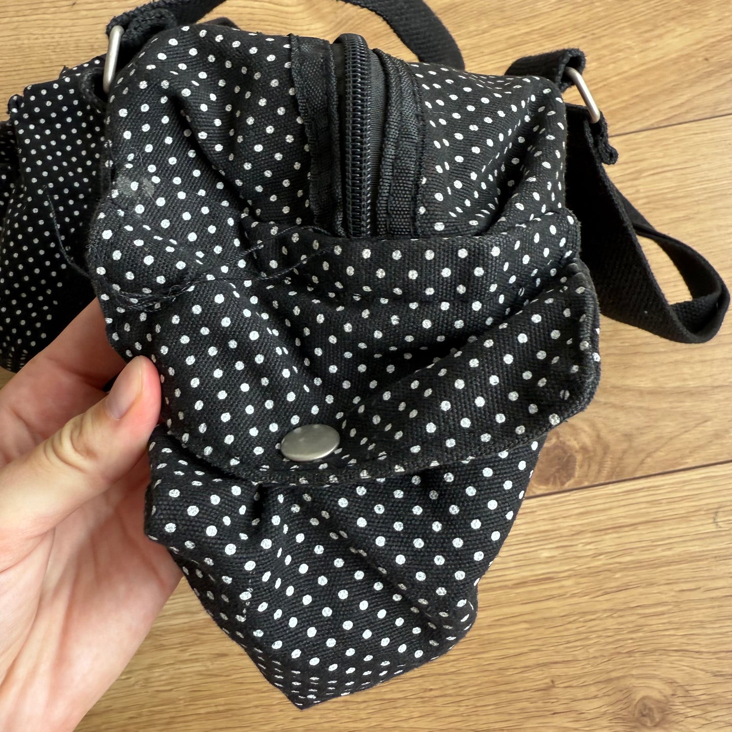 Black polka dot bowling bag