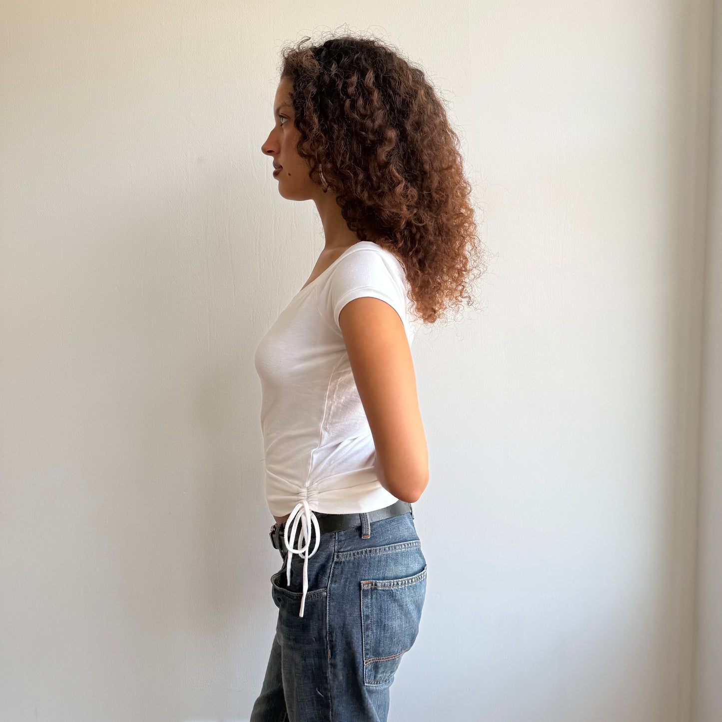 White v neck ruched top - Size M