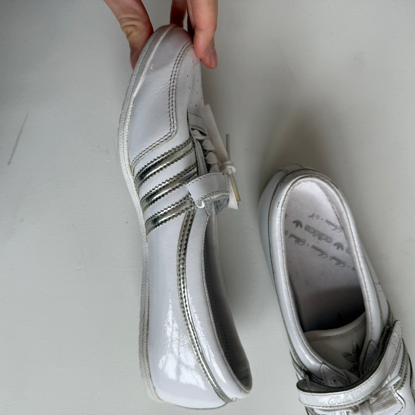 White adidas pumps - Size UK6