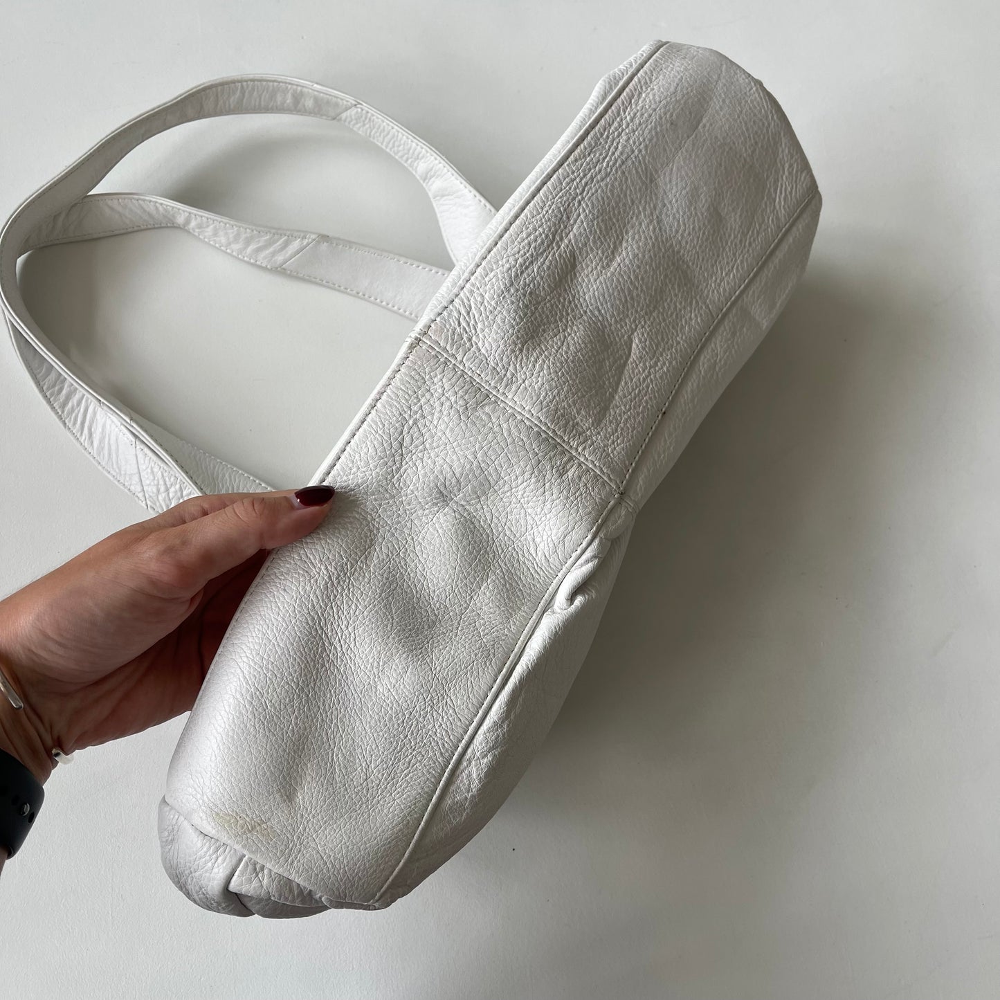 White leather buckle bag