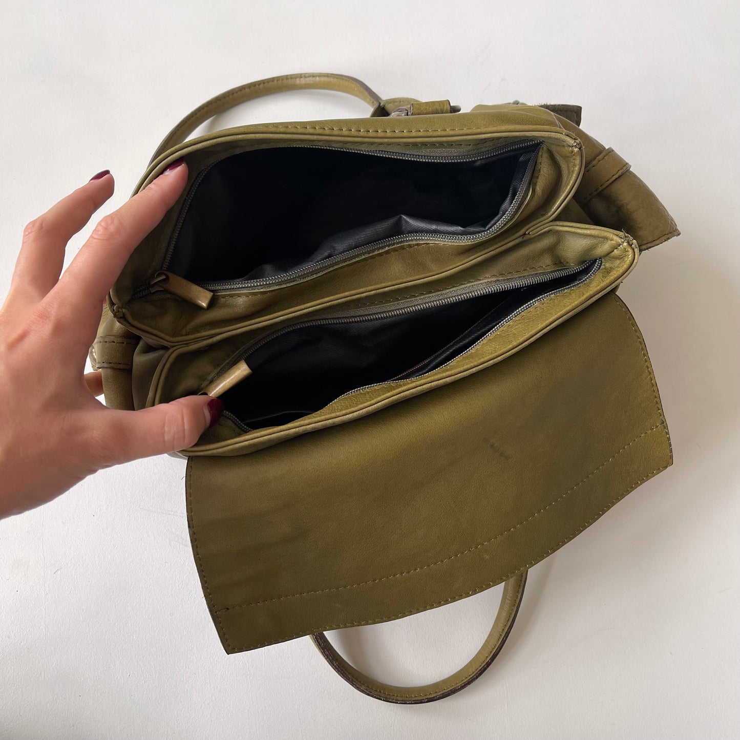 Khaki mini 90’s bag