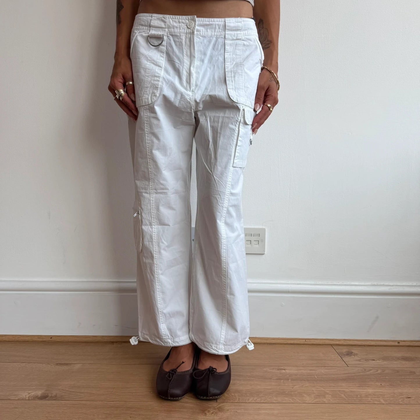 White d-ring cargo capris - Size S