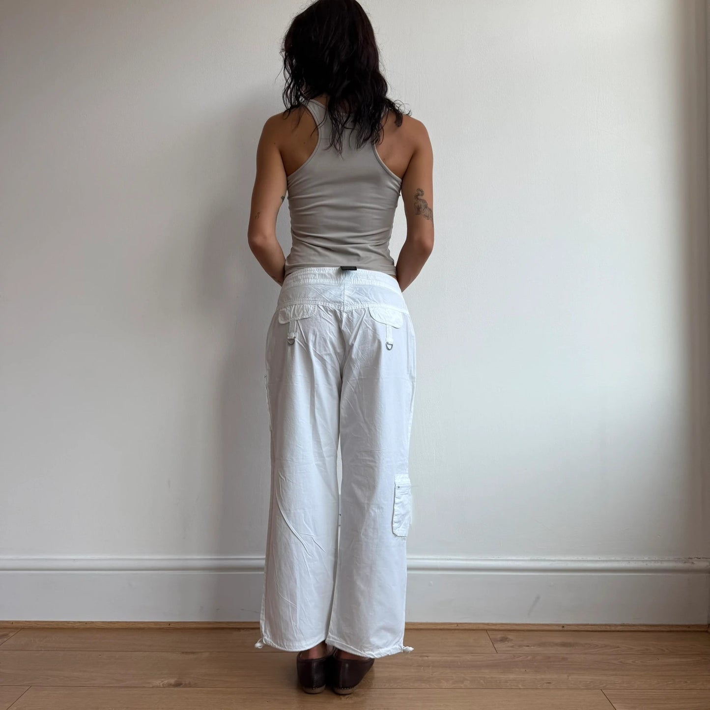 White d-ring cargo capris - Size S