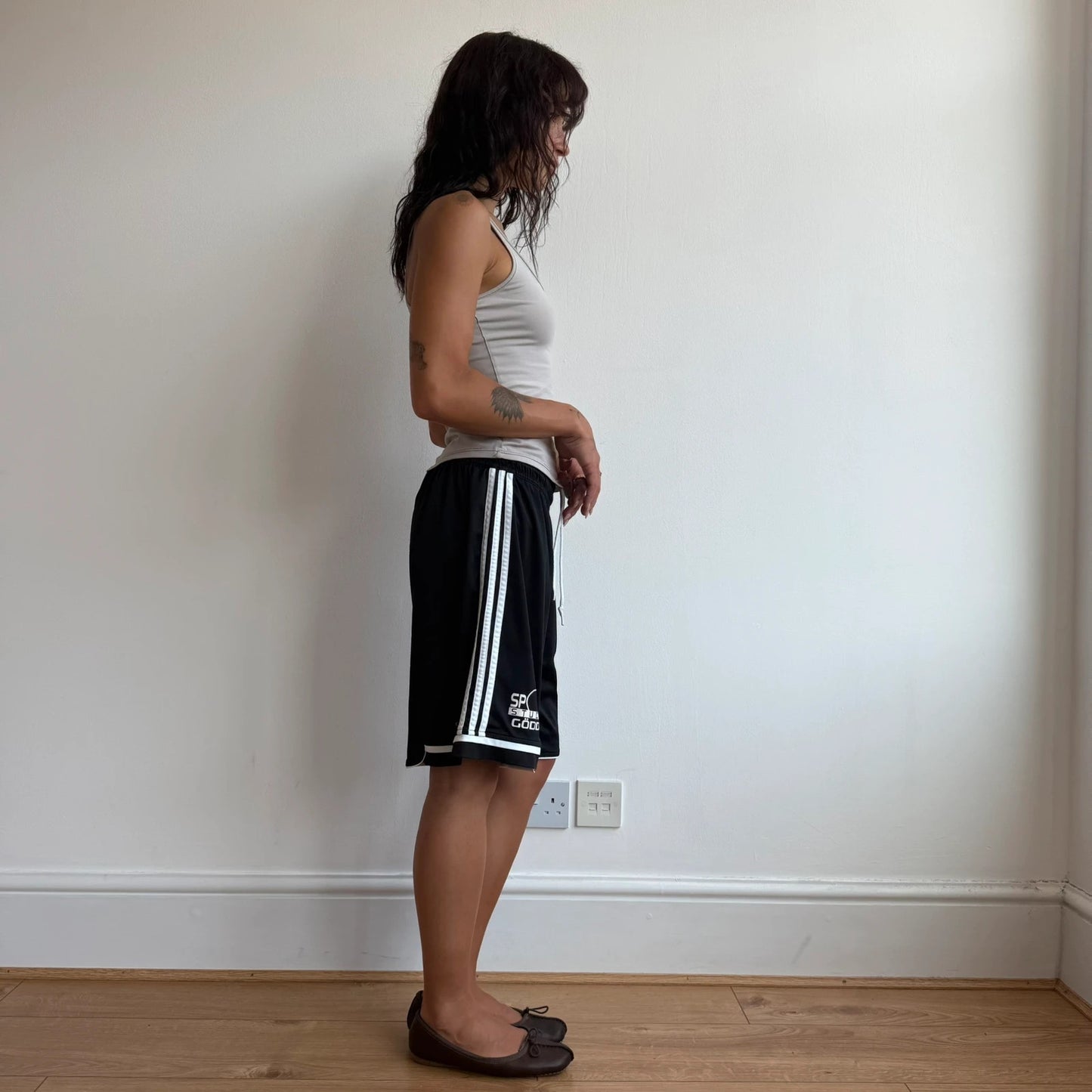 Black sporty adidas basketball shorts - Size S-M