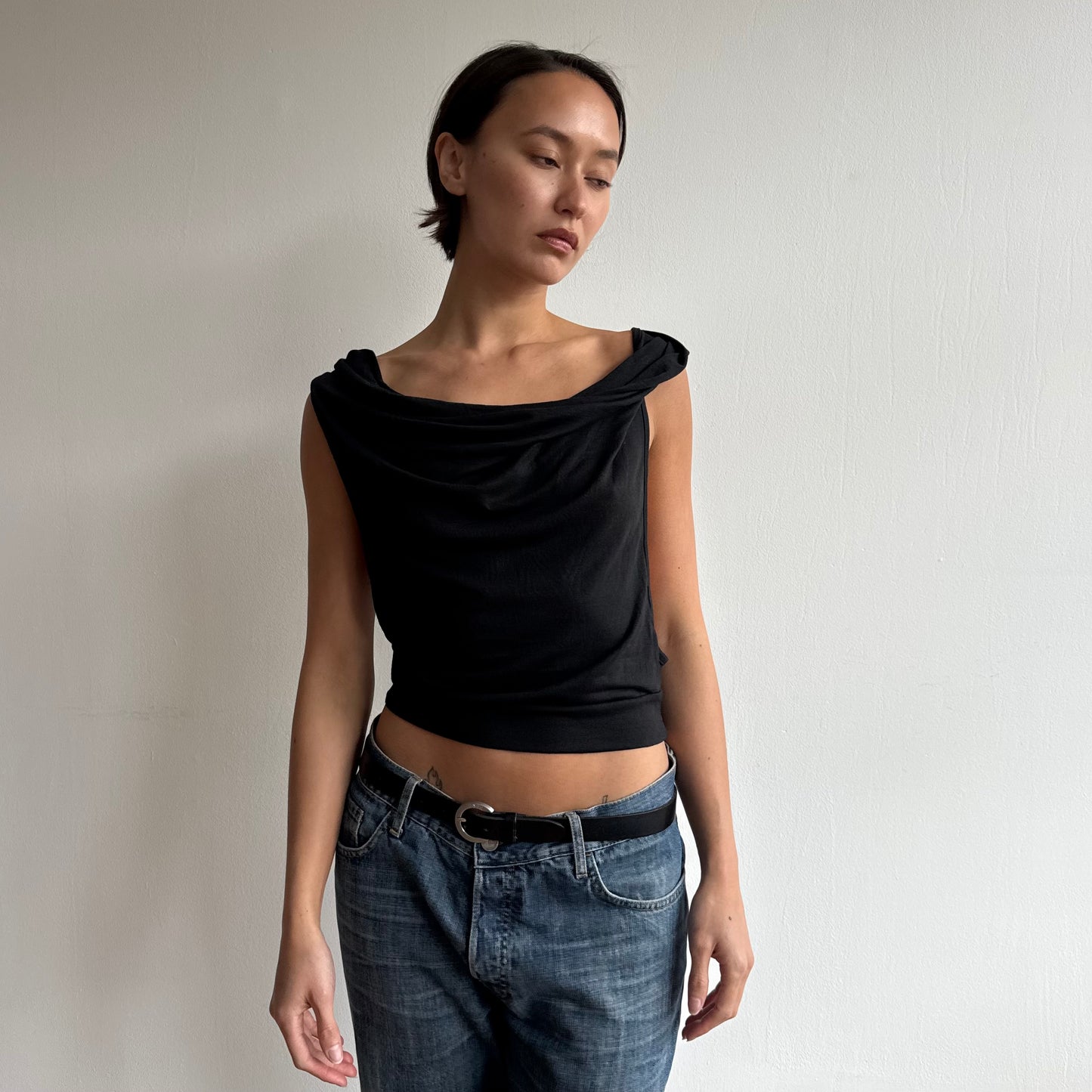 Backless keyhole tie top - Size S