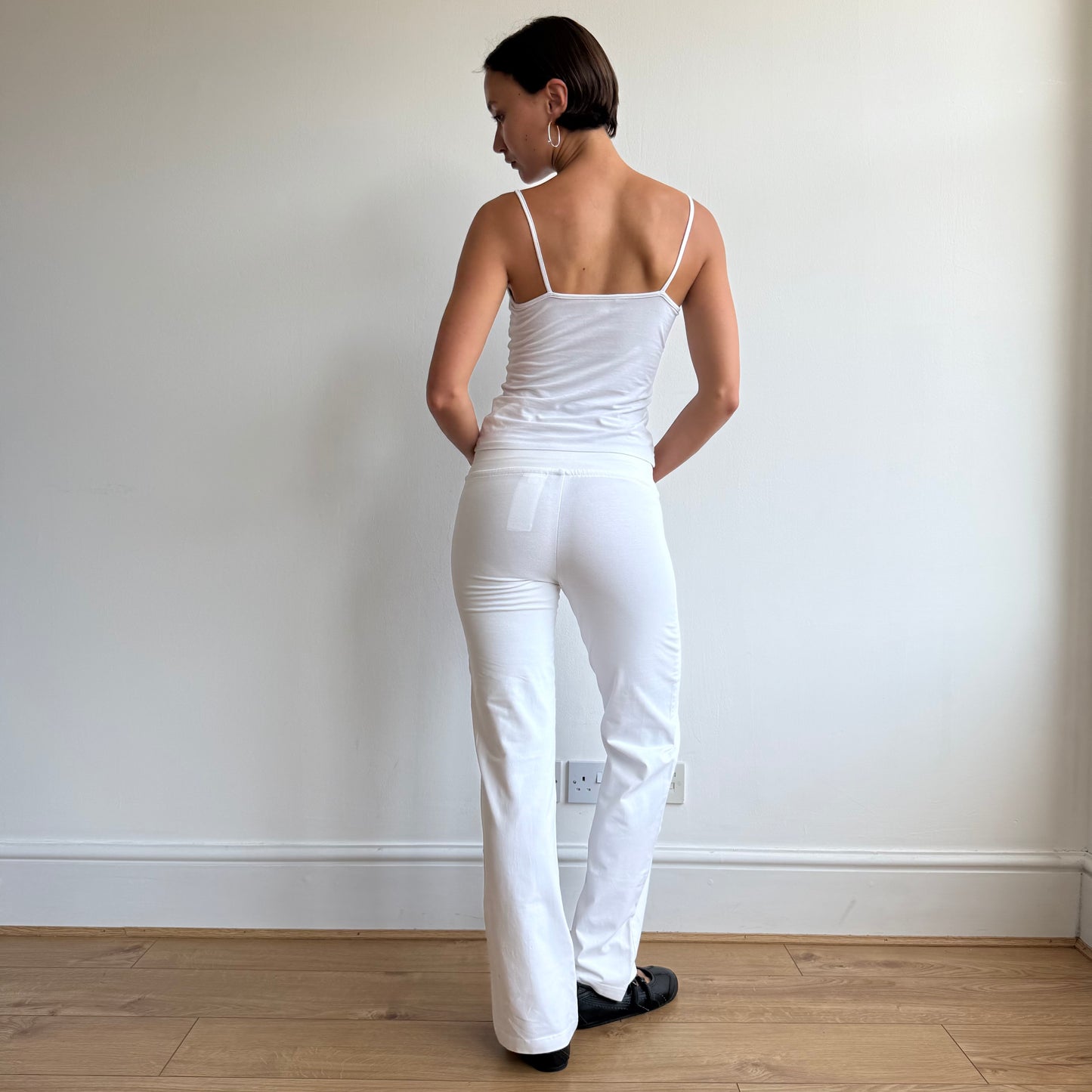 White Nike flared yoga pants - Size S