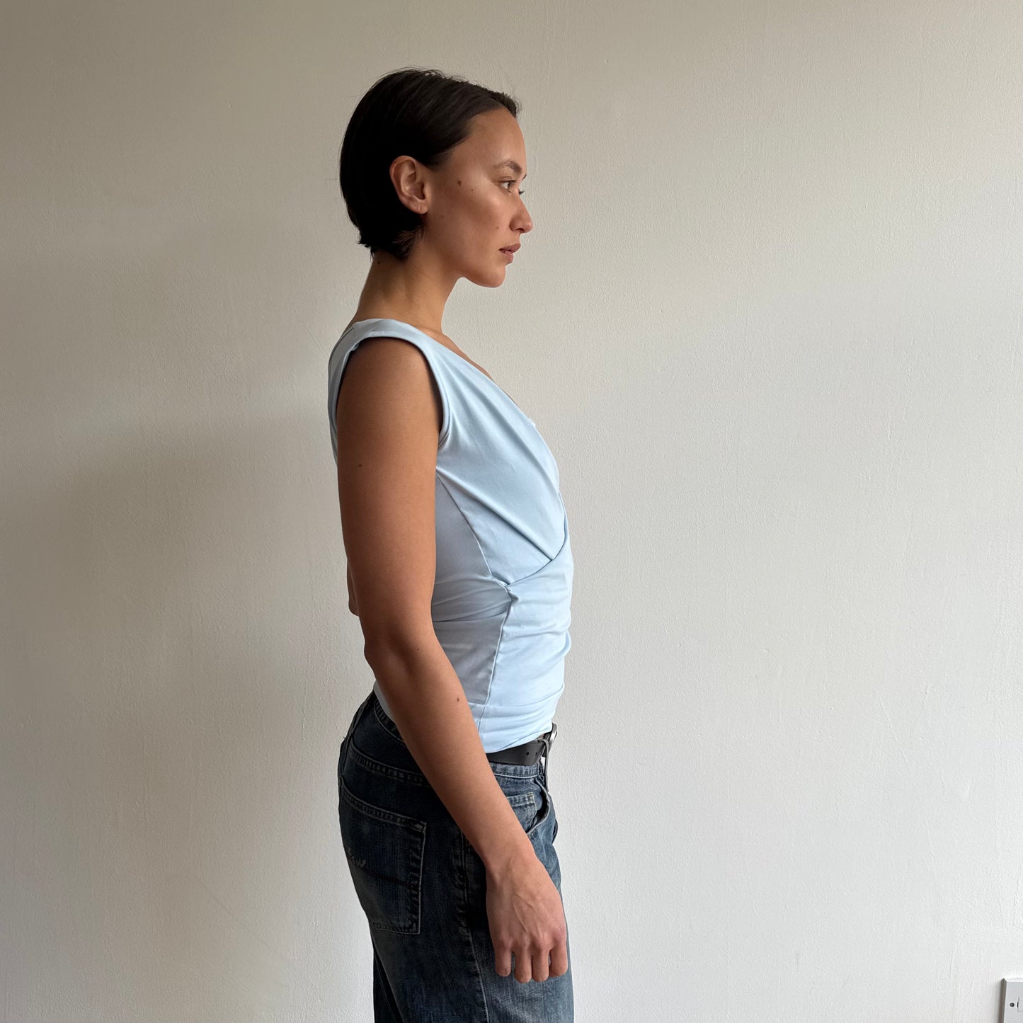 ‘The Keyhole Top’ sleeveless - Sky