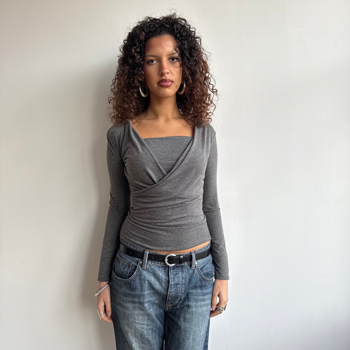 Charcoal grey keyhole top - Size S