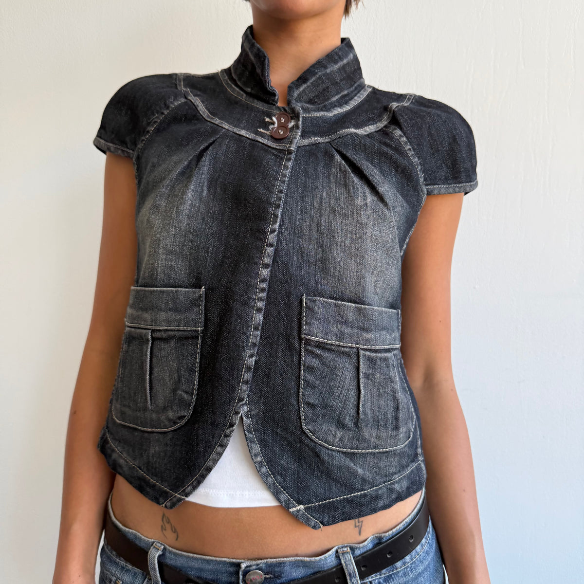 Dark denim short sleeve peacoat - Size S