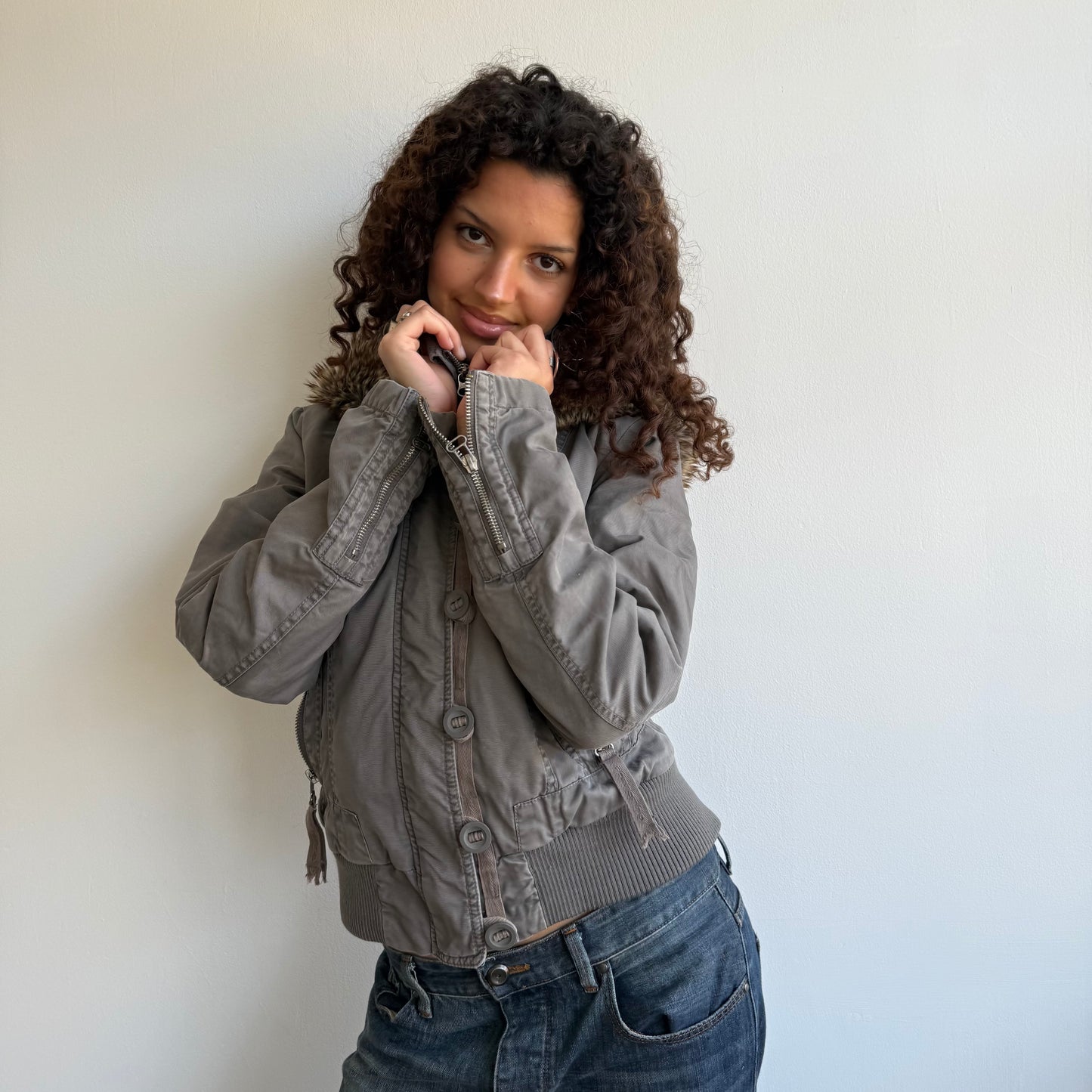 Grey fur hood cargo bomber jacket - Size S/M